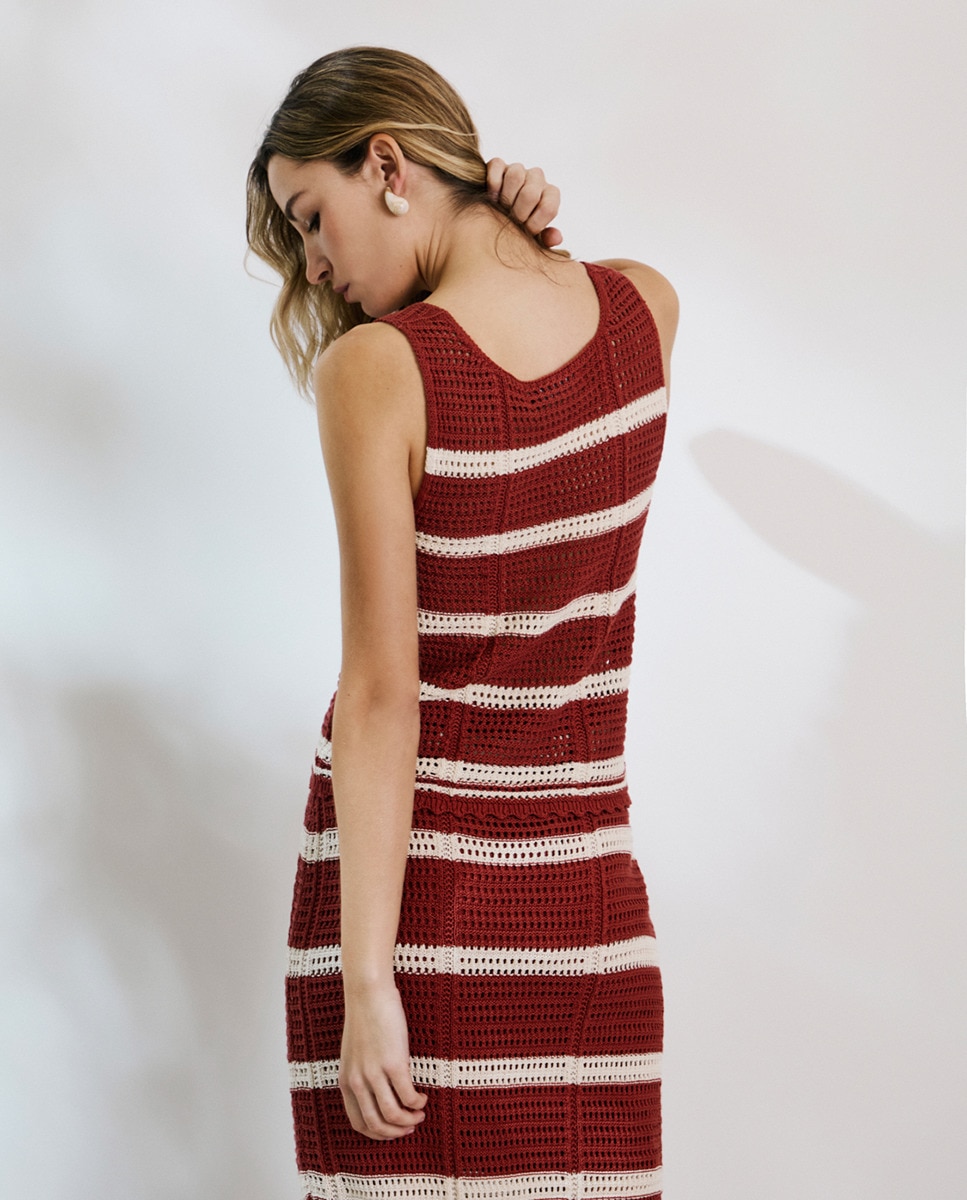 Top de Malha Crochet Vermelho-2
