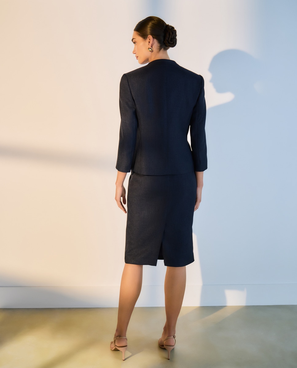 Blazer Curto Liso com Textura Azul-marinho-3