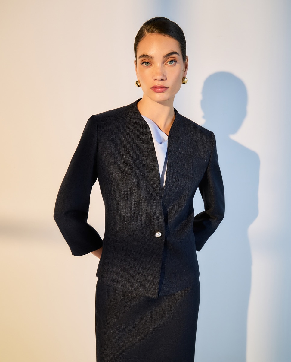 Blazer Curto Liso com Textura Azul-marinho-1
