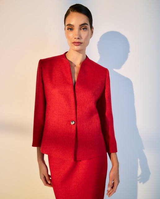 Imagem 0 de Blazer Curto Liso com Textura