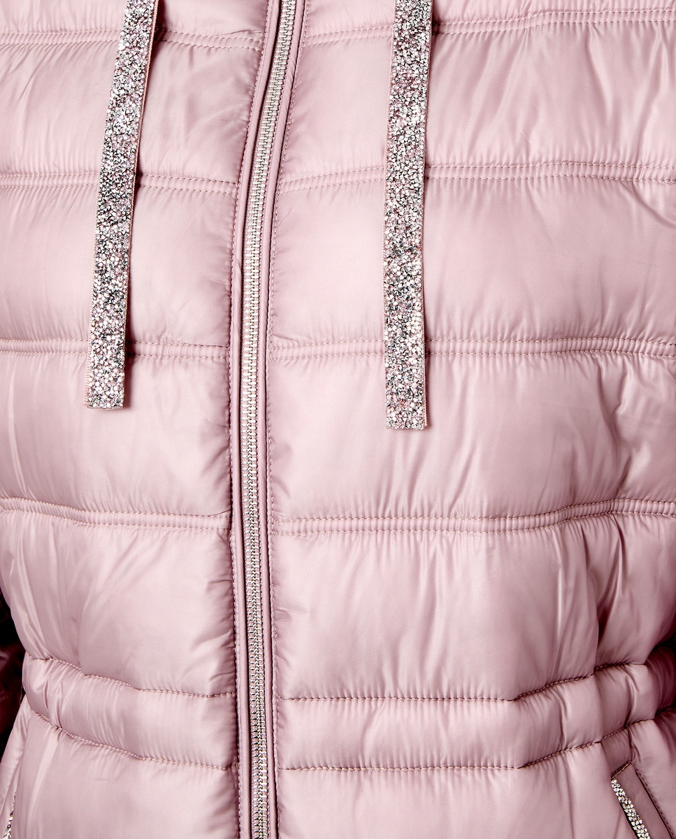 Sobretudo Liso com Detalhes de Joia. 200 Rosa-6