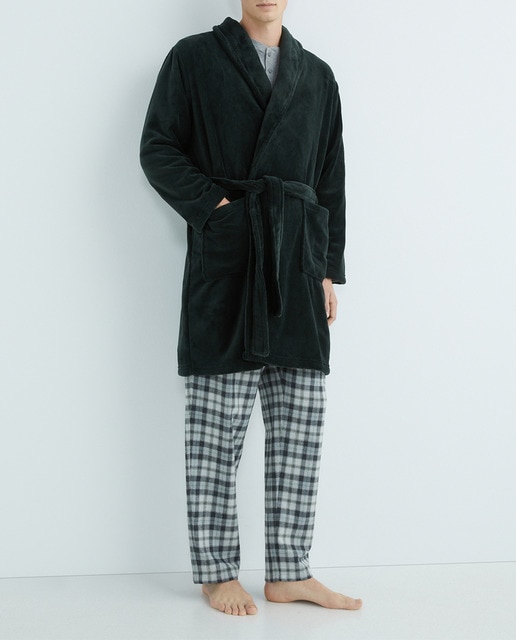 Imagen 0 de Bata para hombre en tejido polar