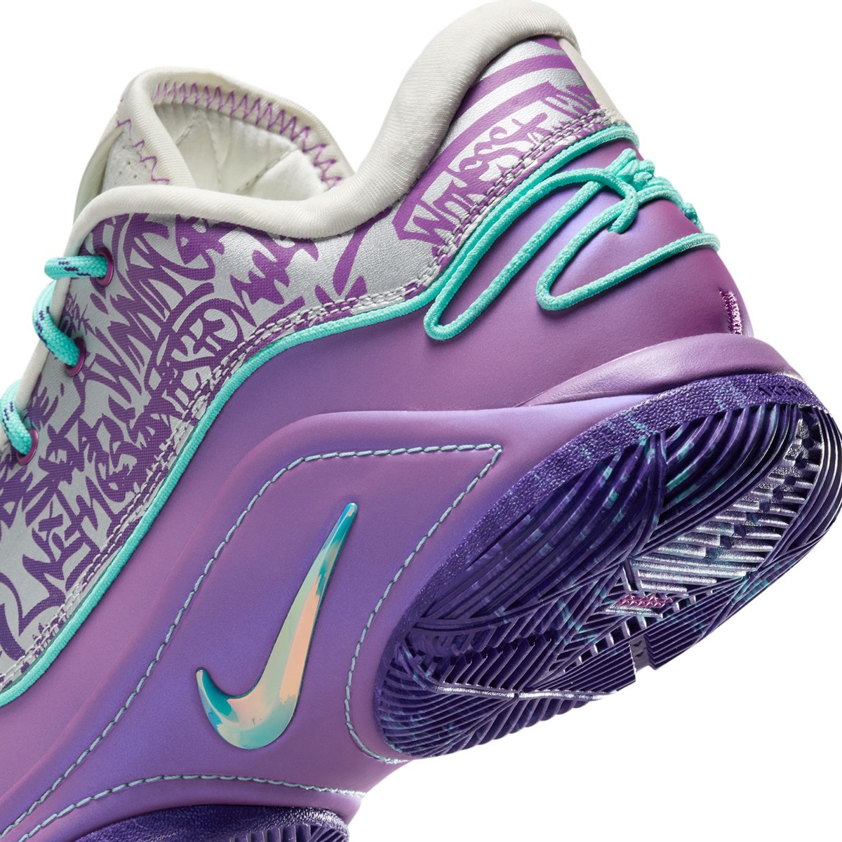 Zapatillas De Baloncesto De Hombre Lebron Xxii 