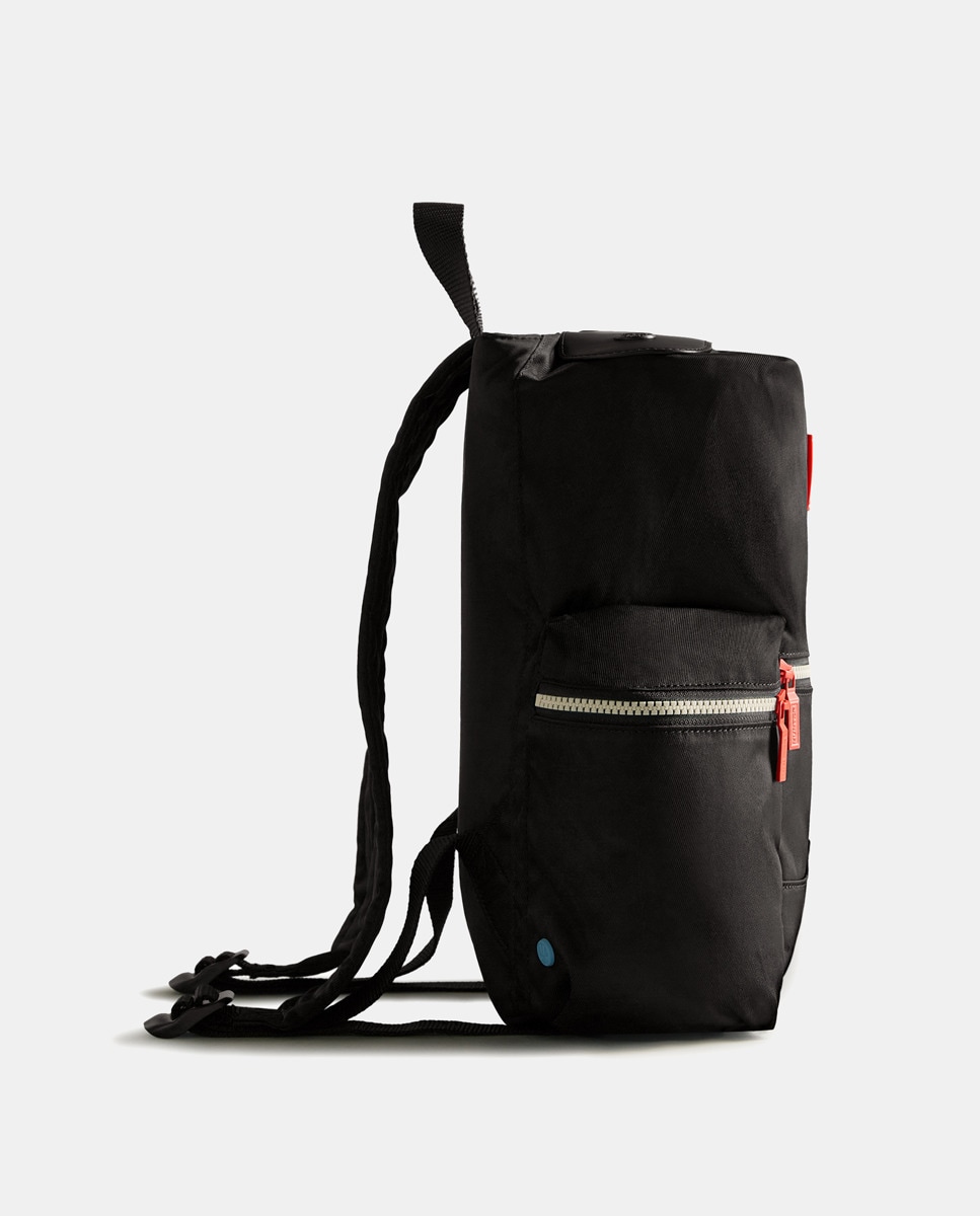 Mochila Pequena Modelo Topclip Preto-3