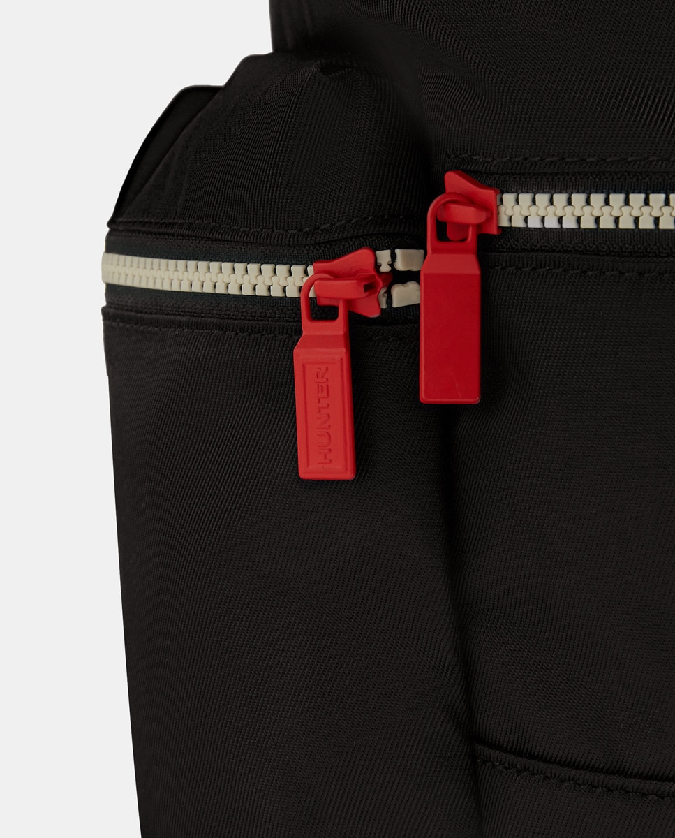Mochila Pequena Modelo Topclip Preto-4