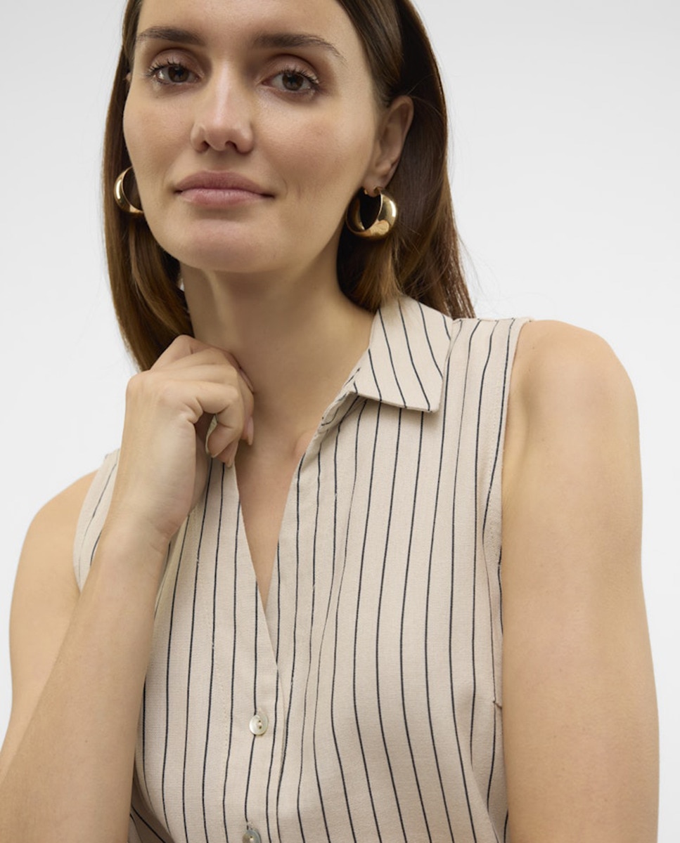 Blusa sem Mangas e com Corte de Camisa Lã-3