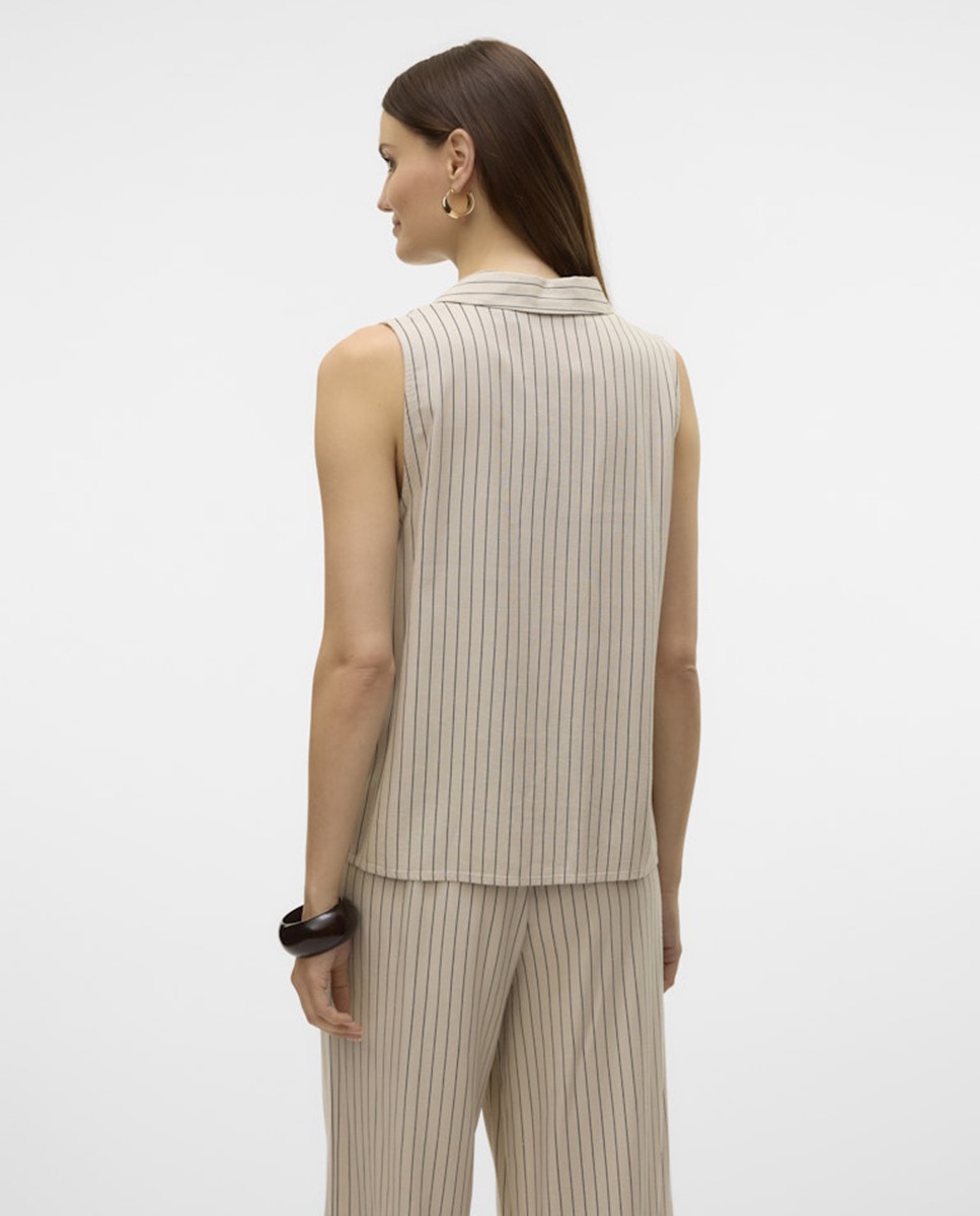 Blusa sem Mangas e com Corte de Camisa Lã-2