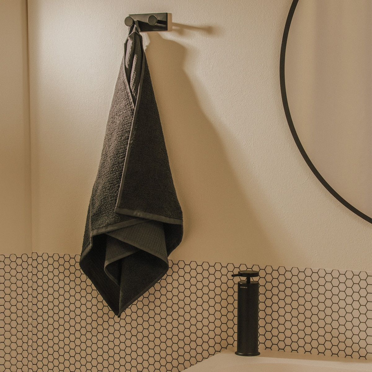 Percha de baño doble Stick Cosmic Negro mate-4