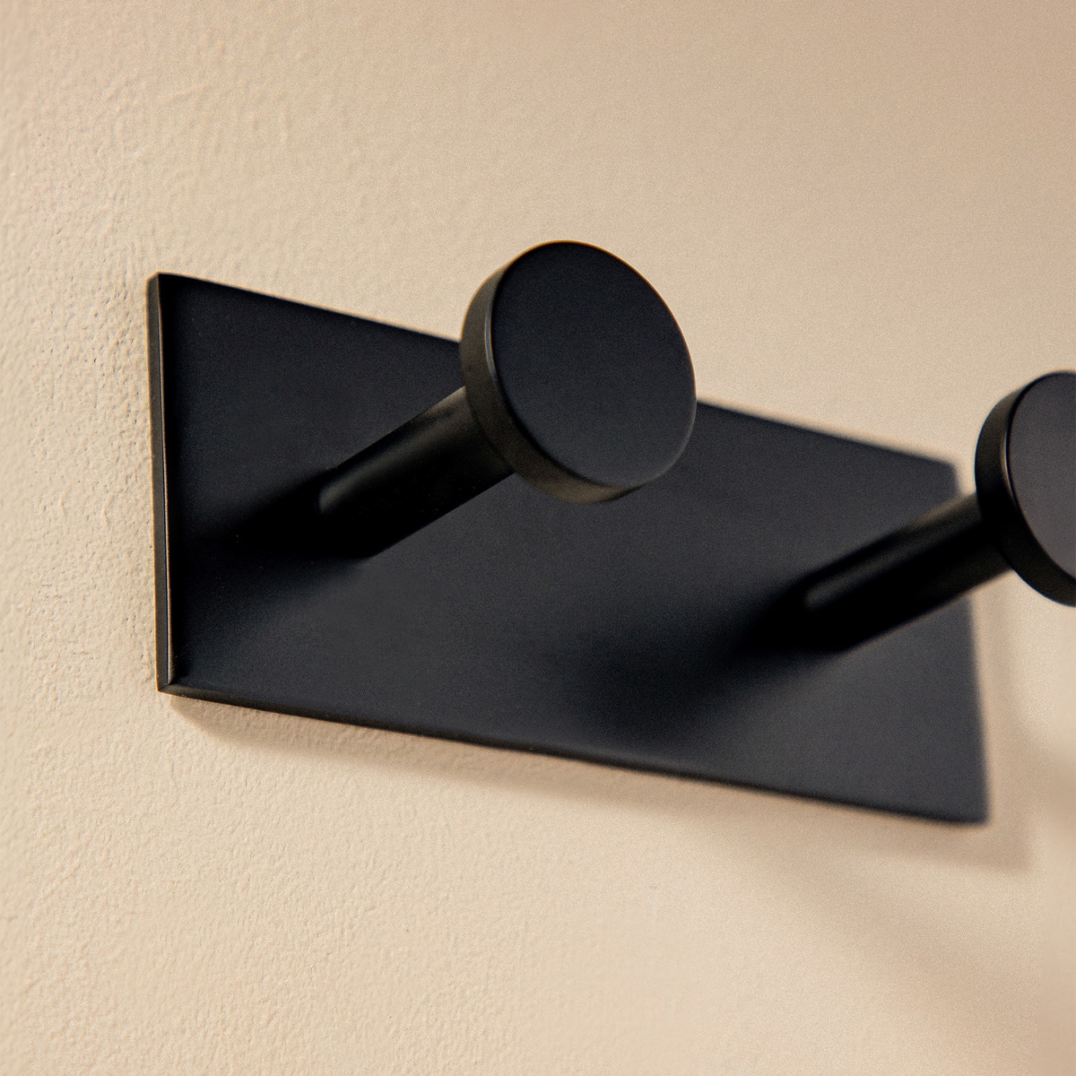 Percha de baño doble Stick Cosmic Negro mate-3