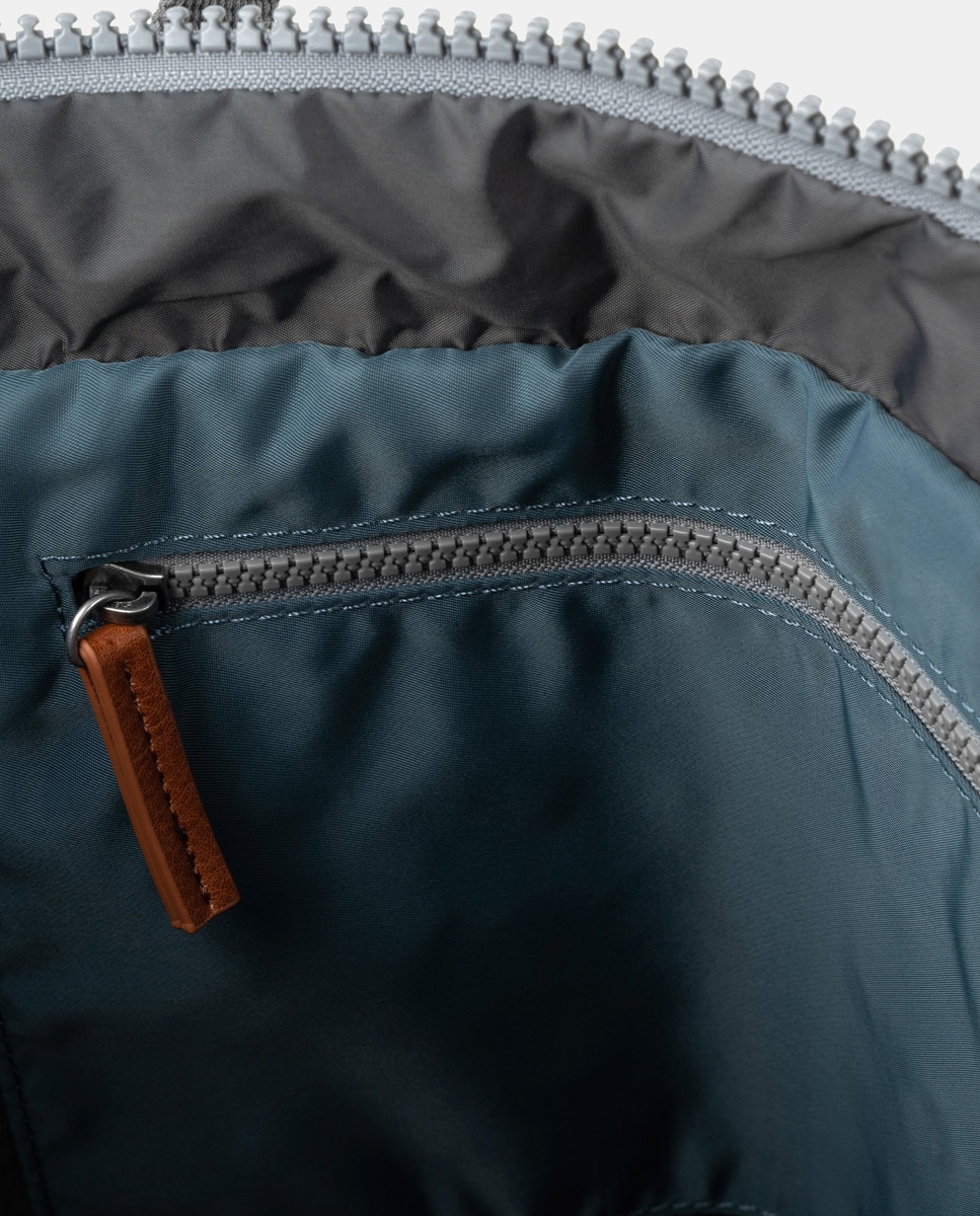 Mochila Unissexo Canfield B Pequena de Nylon Reciclado Repelente à Água - Azul Azul-4