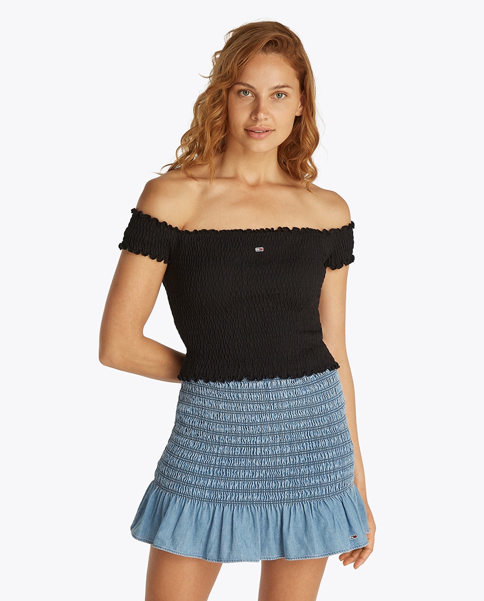 Crop Top com Tecido Smock e Decote à Barco Preto-1