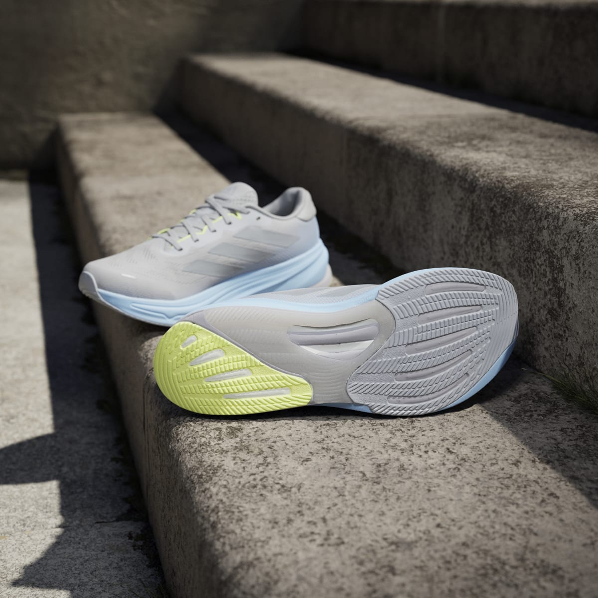 Sapatilhas de Running de Homem Supernova Rise Cinzento-10