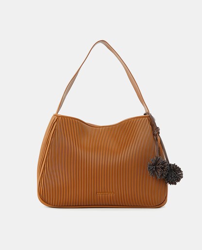 Imagen 0 de Bolso de hombro plisado detalle charm