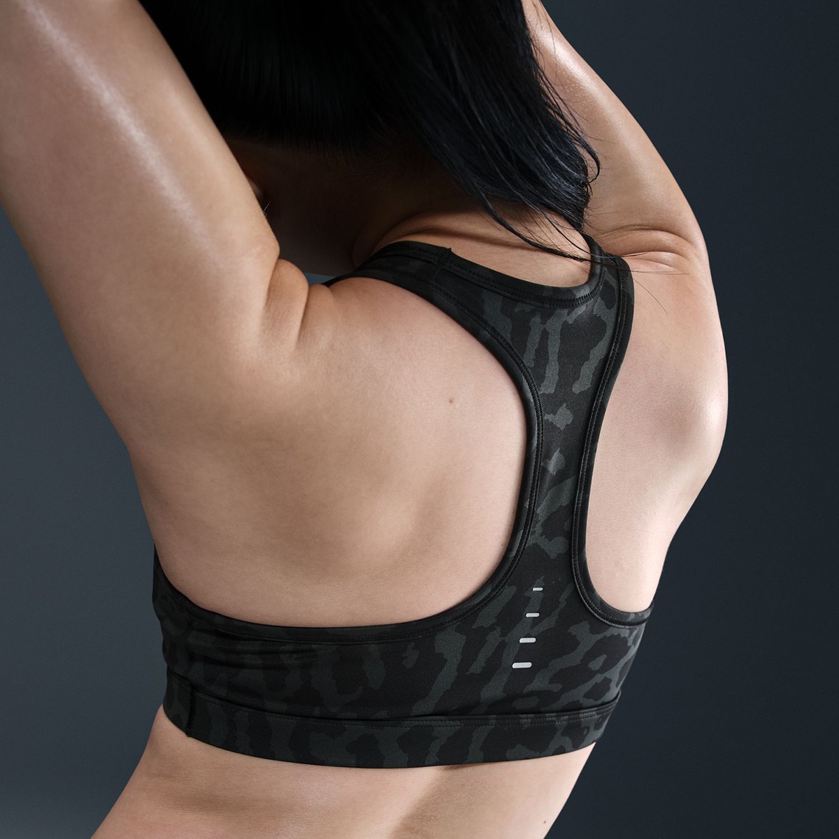 Top de mulher Swoosh Nike Preto-4