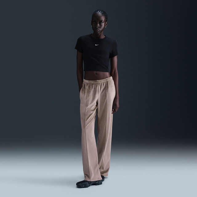 Imagem 0 de T-shirt de Mulher Chill Crop