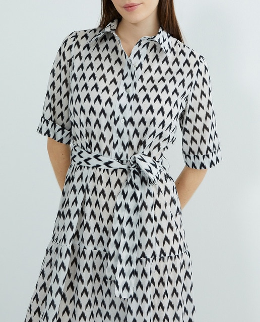 Imagen 0 de Vestido de manga corta con tapeta ancha