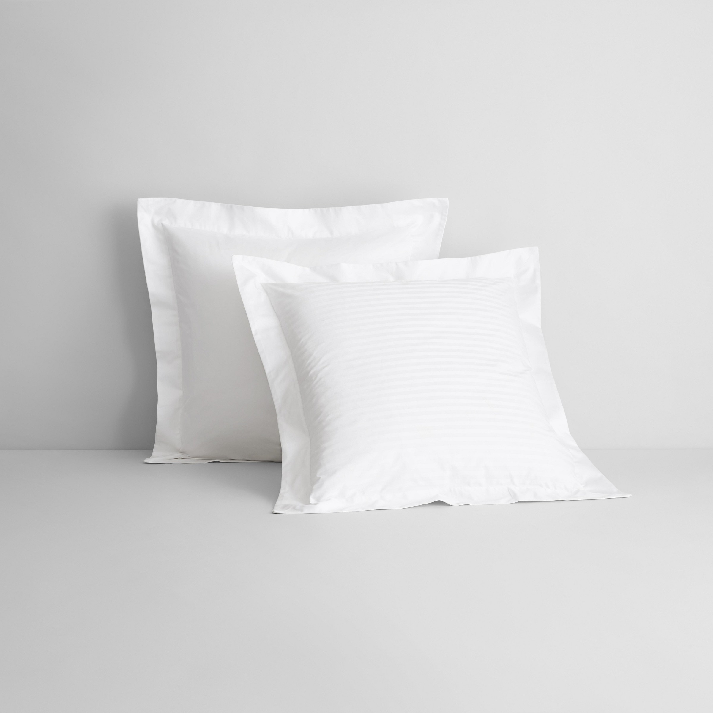 Imagem 0 de Capa de Almofada em Cetim de Algodão Millennia