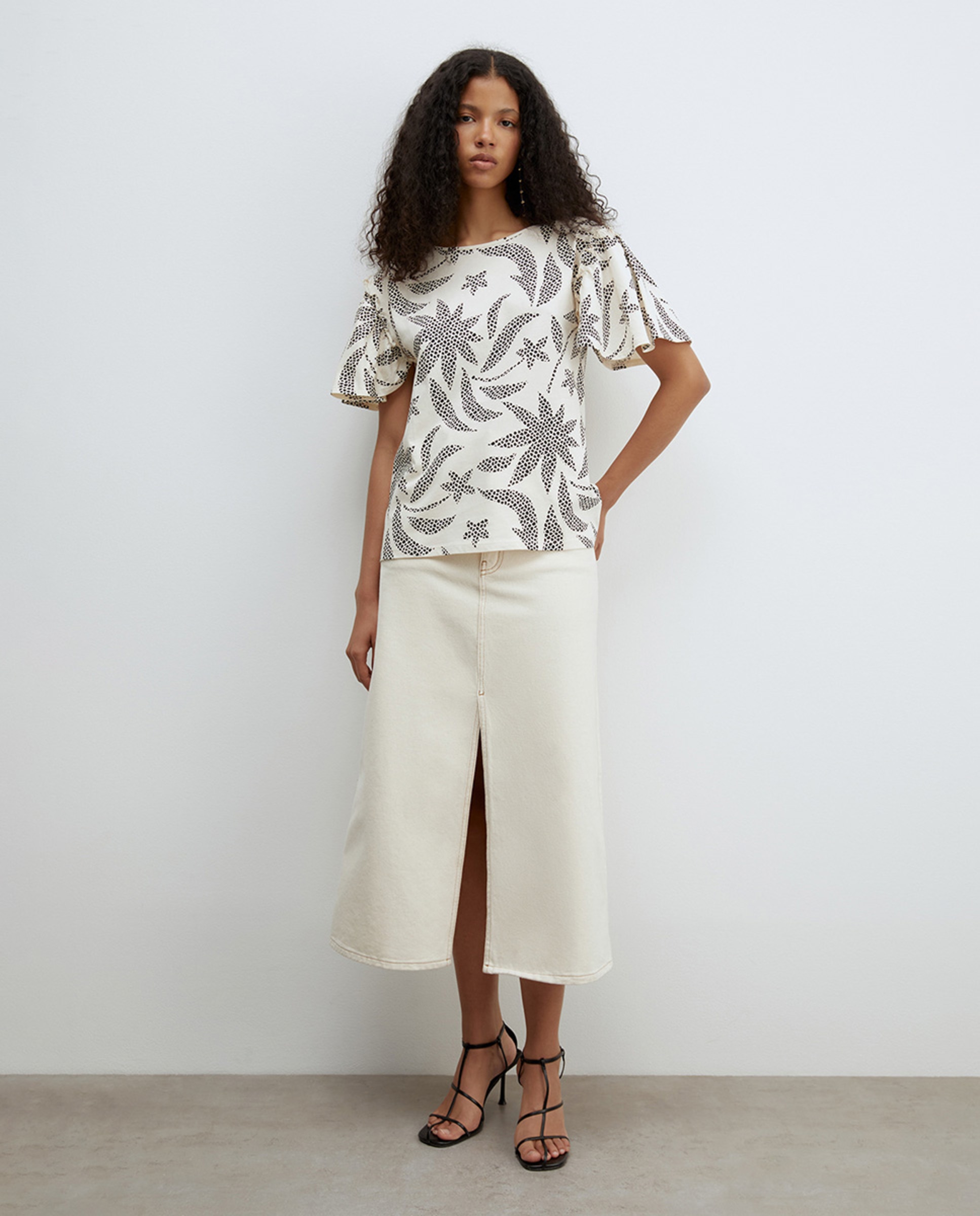 T-shirt Estampada com Folho Branco-2