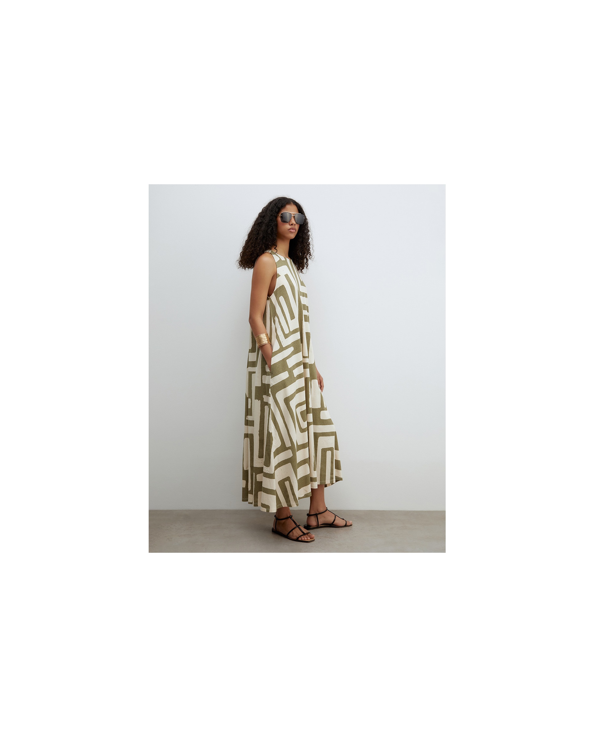 Vestido Evasé Estampado Caqui-4