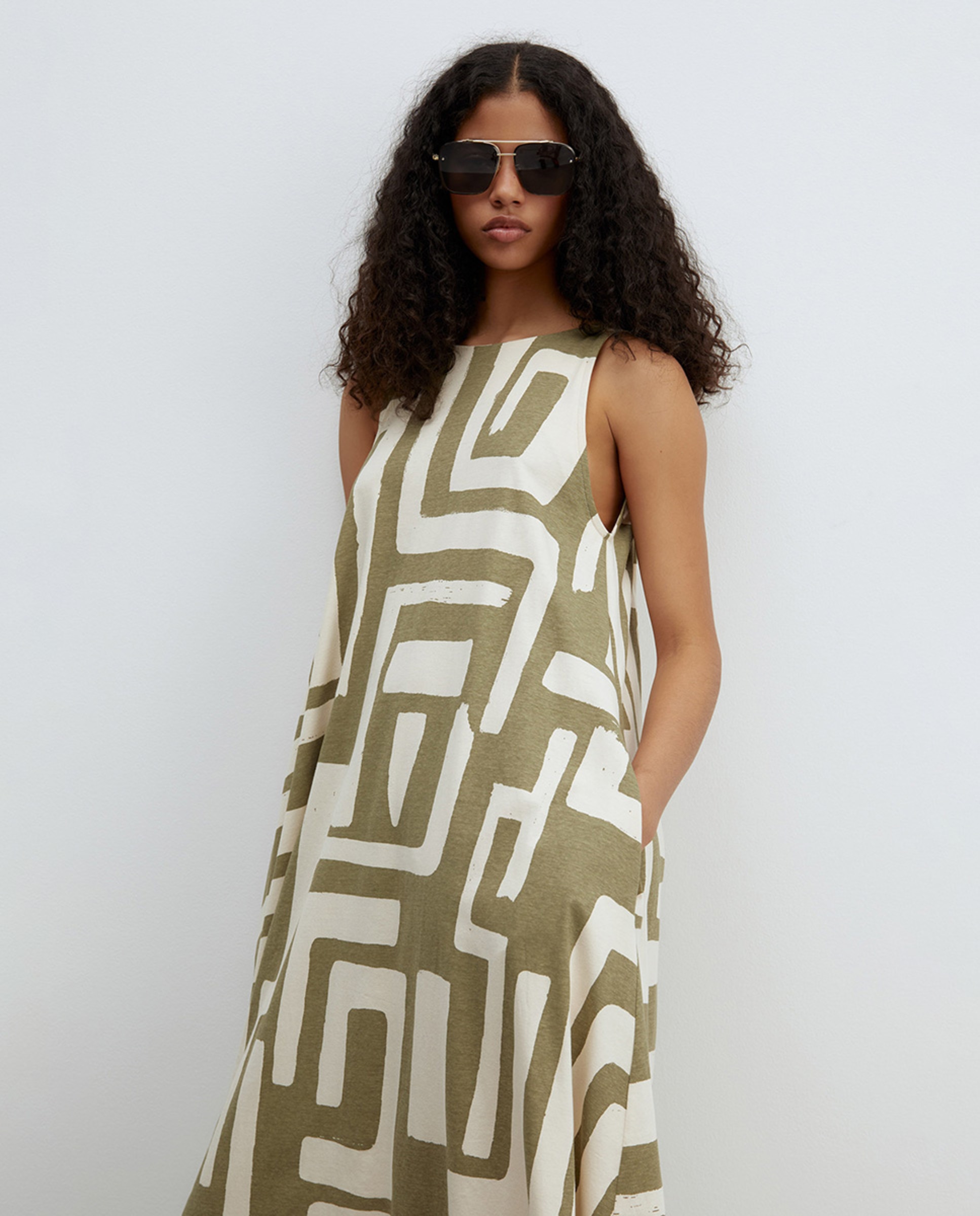 Vestido Evasé Estampado Caqui-2