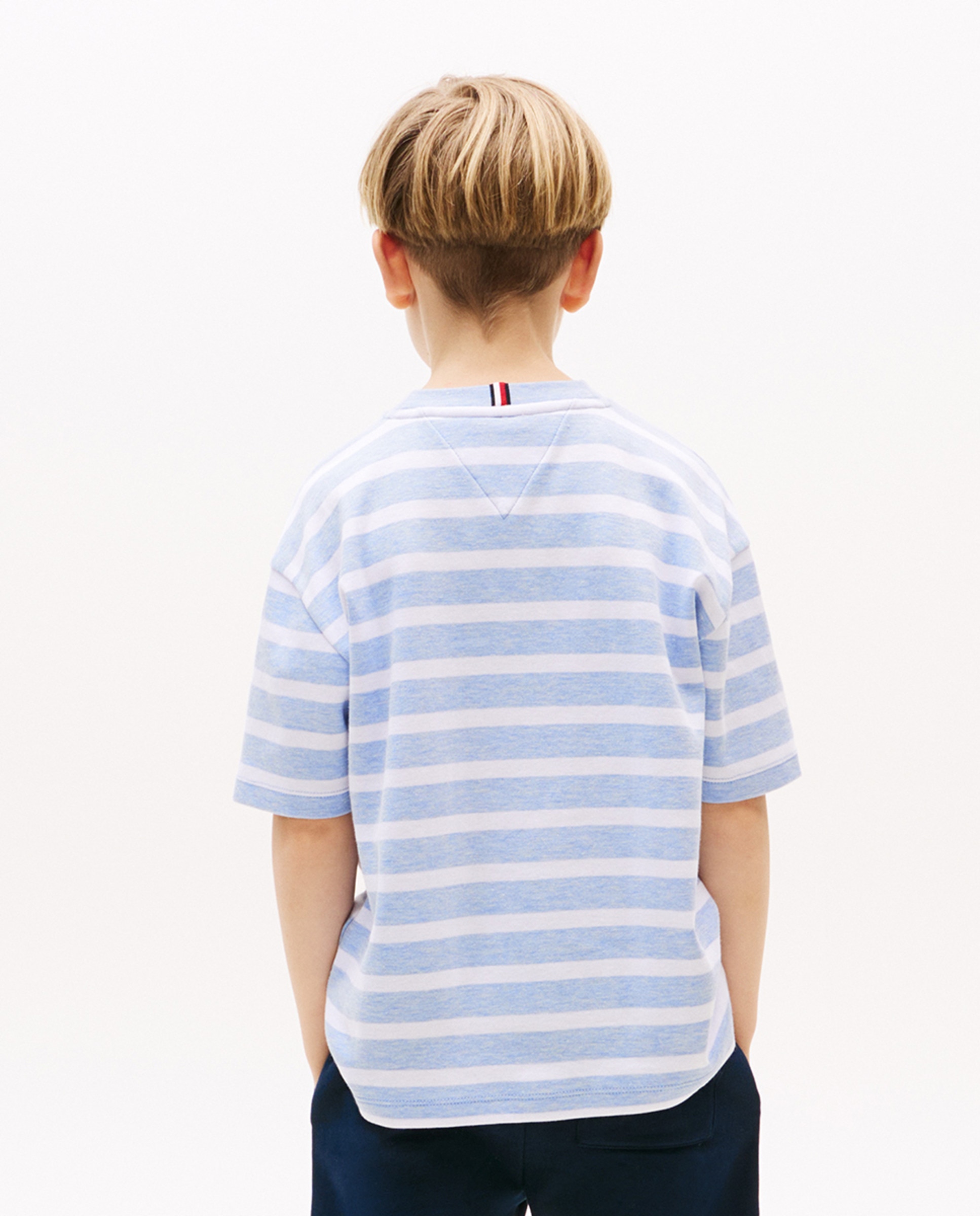 T-shirt de Manga Curta e Logótipo Bordado no Peito Azul-2