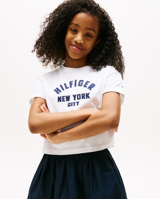 Imagen 0 de Camiseta de niña manga corta de cuello redondo con logo frontal