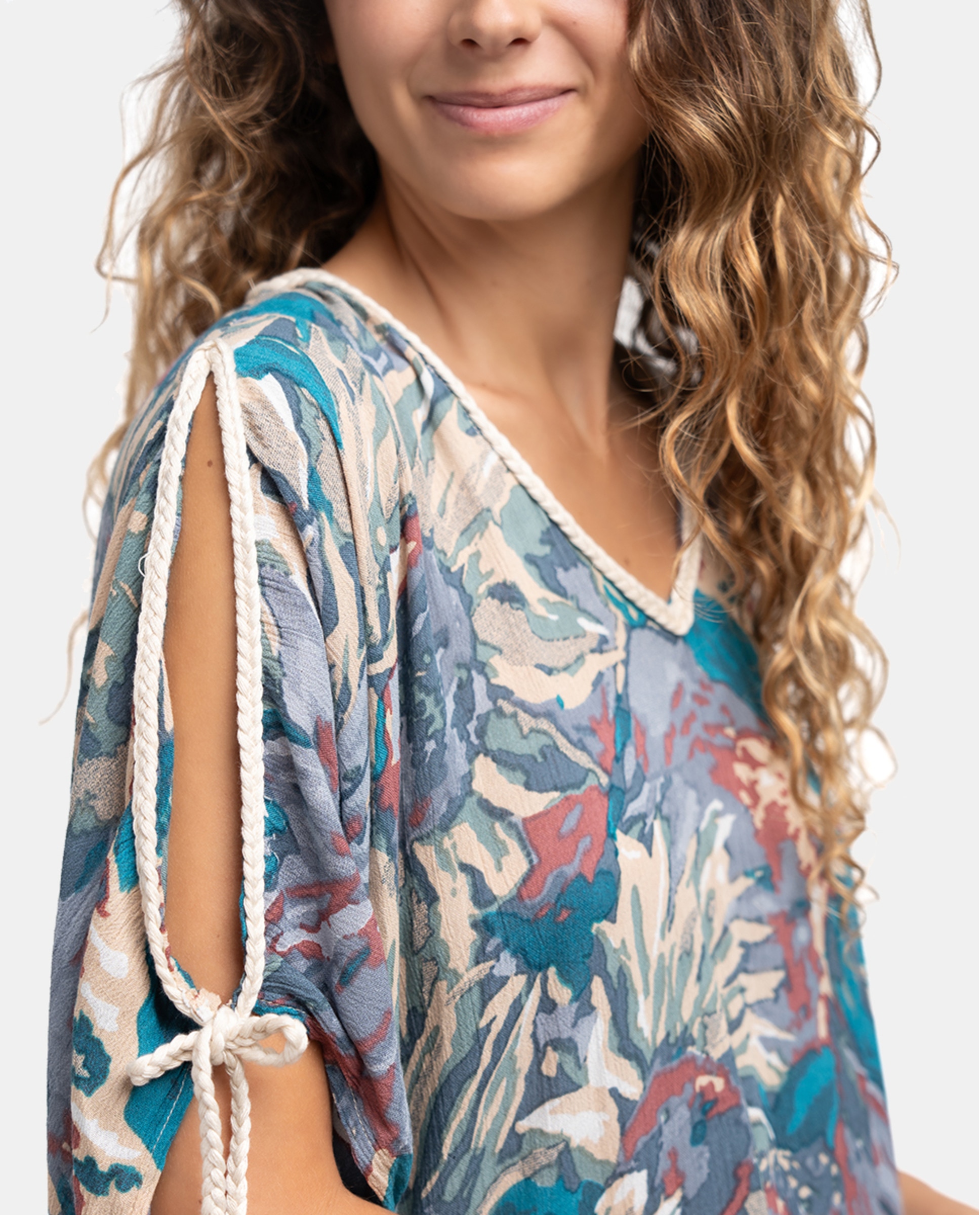 Kaftan de Viscose Oceans Diary com Estampado Floral Azul-4