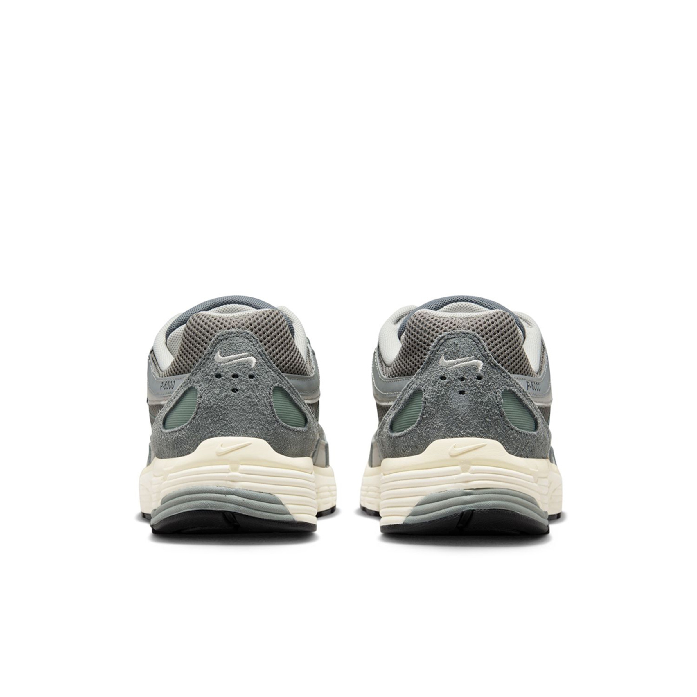 Sapatilhas casual de homem P-6000 Nike Cinzento-5