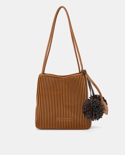 Imagen 0 de Bolso de mano plisado detalle charm