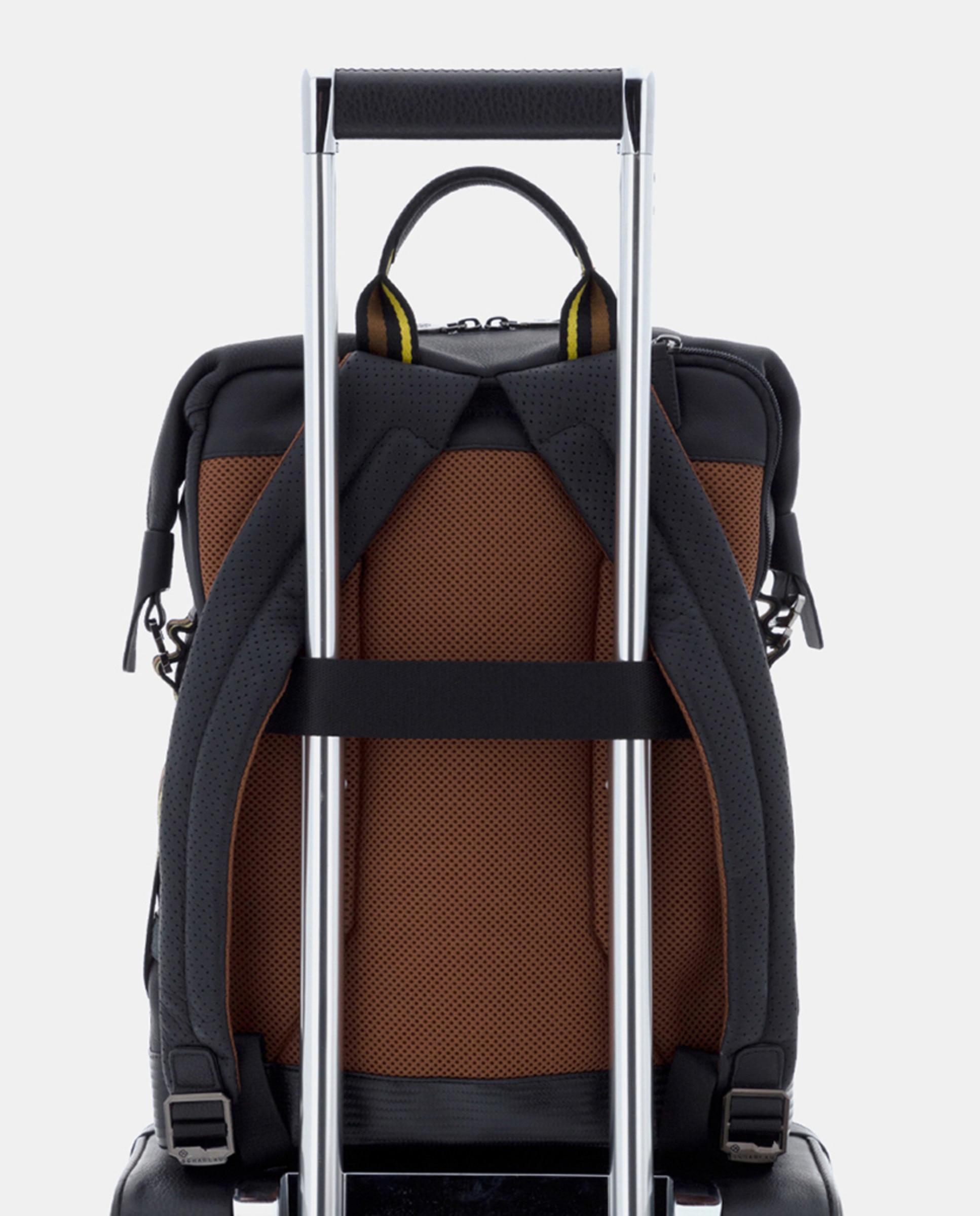 Mochila em Pele - Preto Preto-4