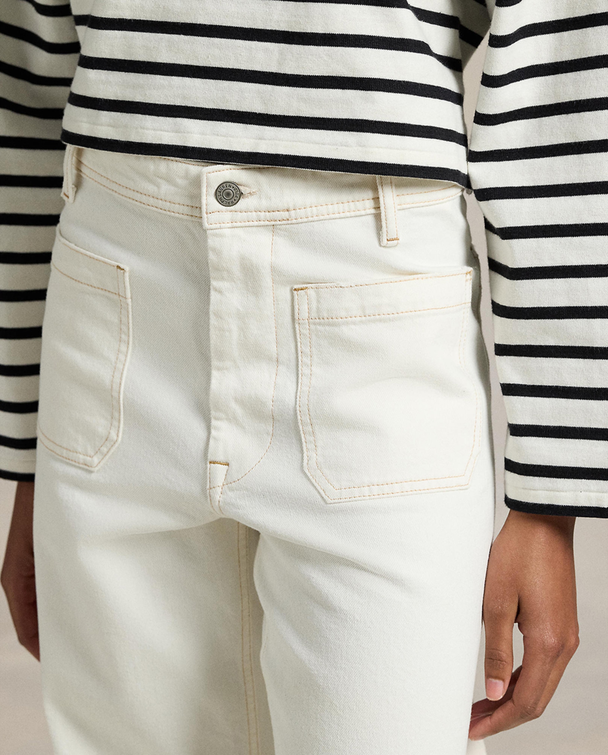 Jeans à Boca de Sino em Algodão com Cintura Subida Branco-5