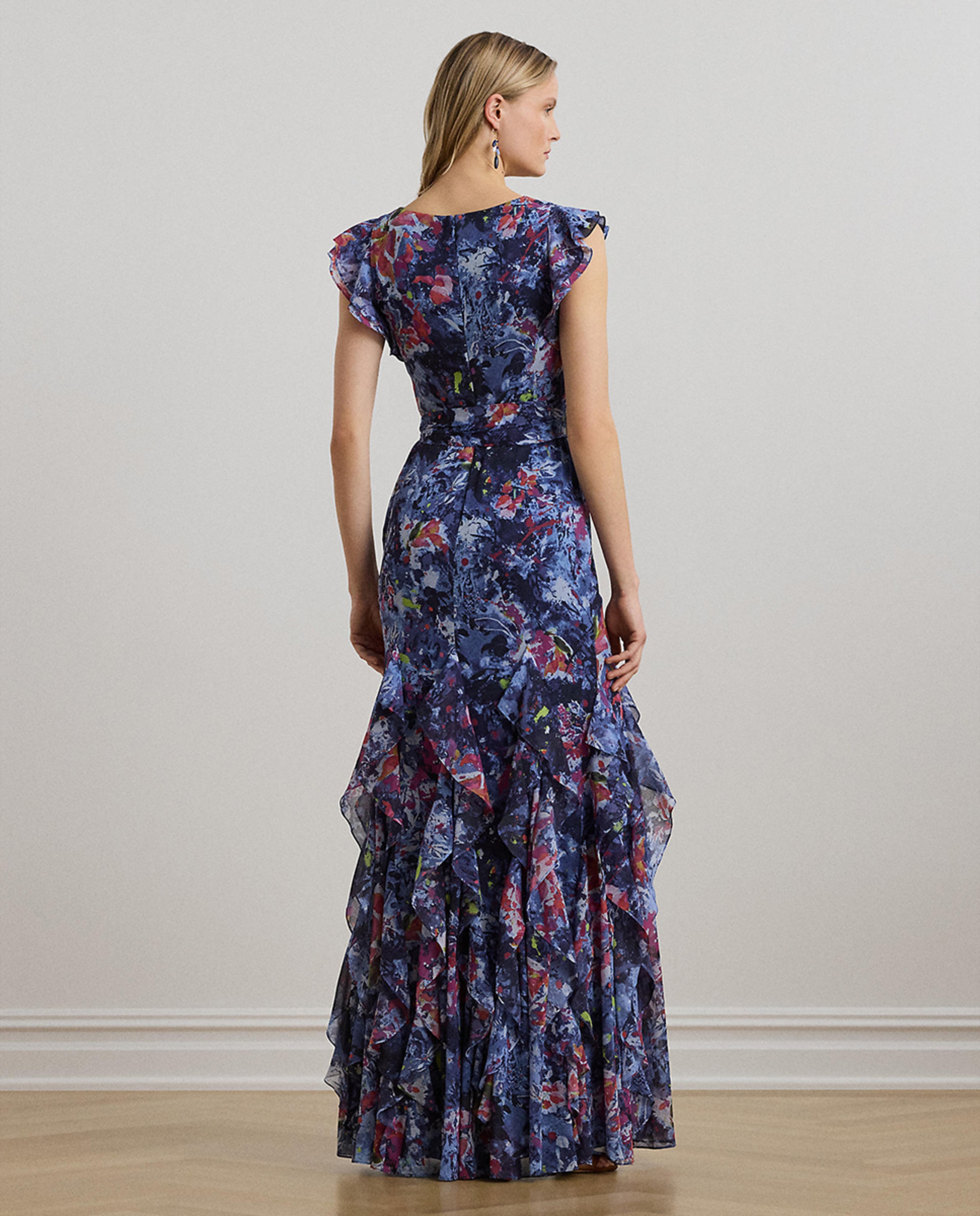 Vestido comprido com folhos Azul-3