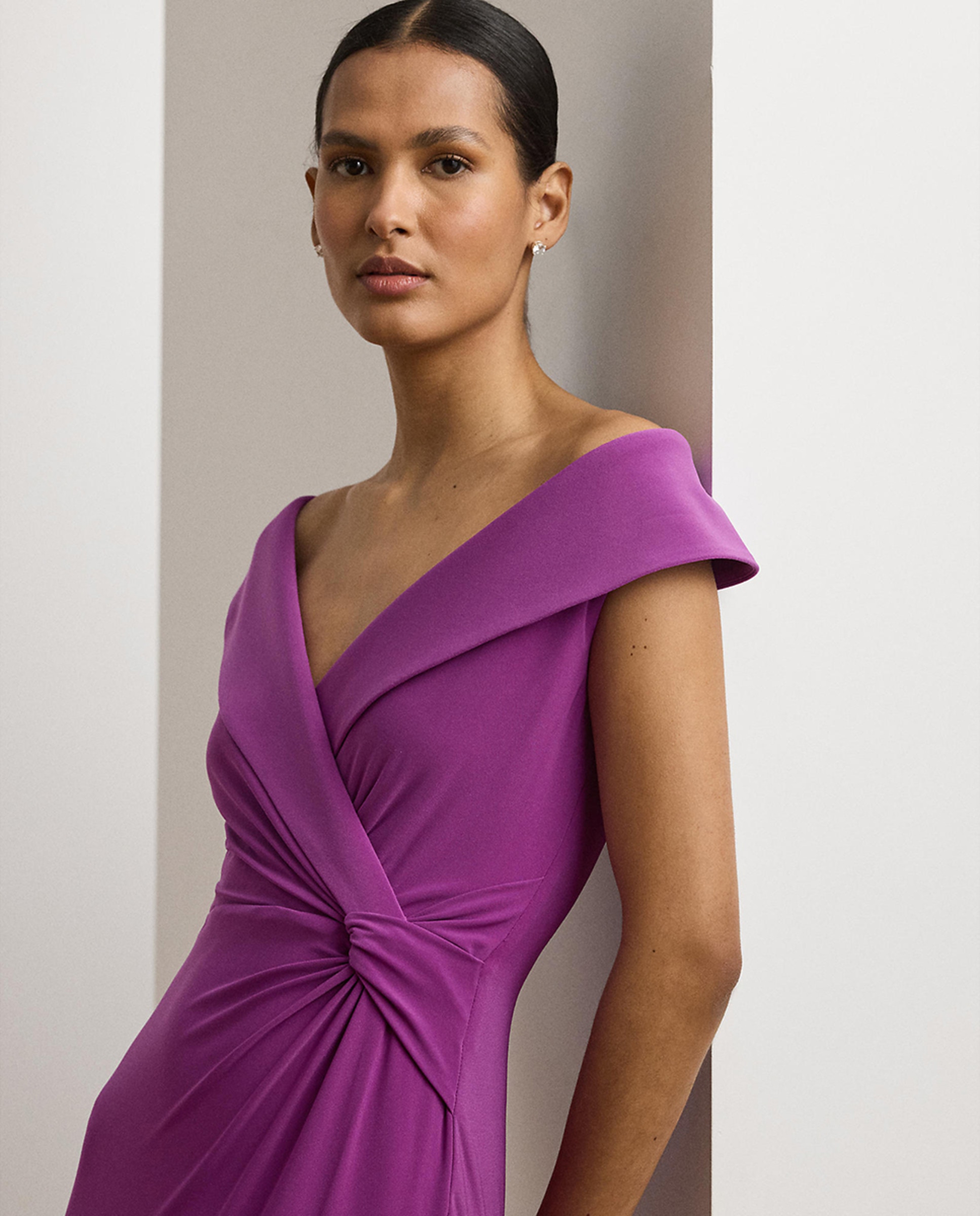 Vestido Comprido com Ombros Descobertos Roxo-4