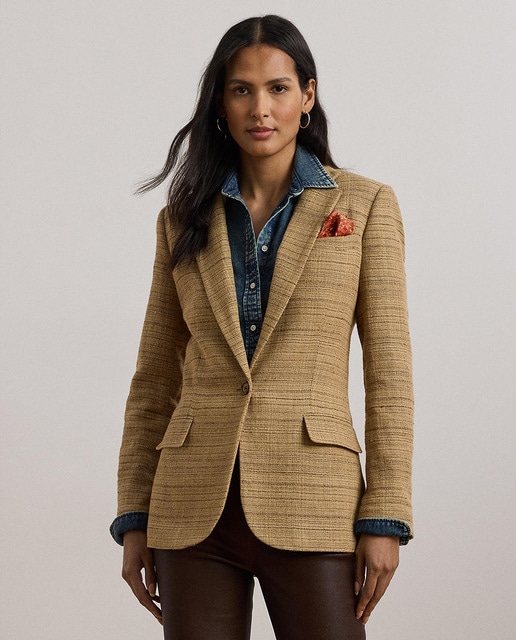 Imagem 0 de Blazer com Abotoadura Simples e Bolsos de Aba