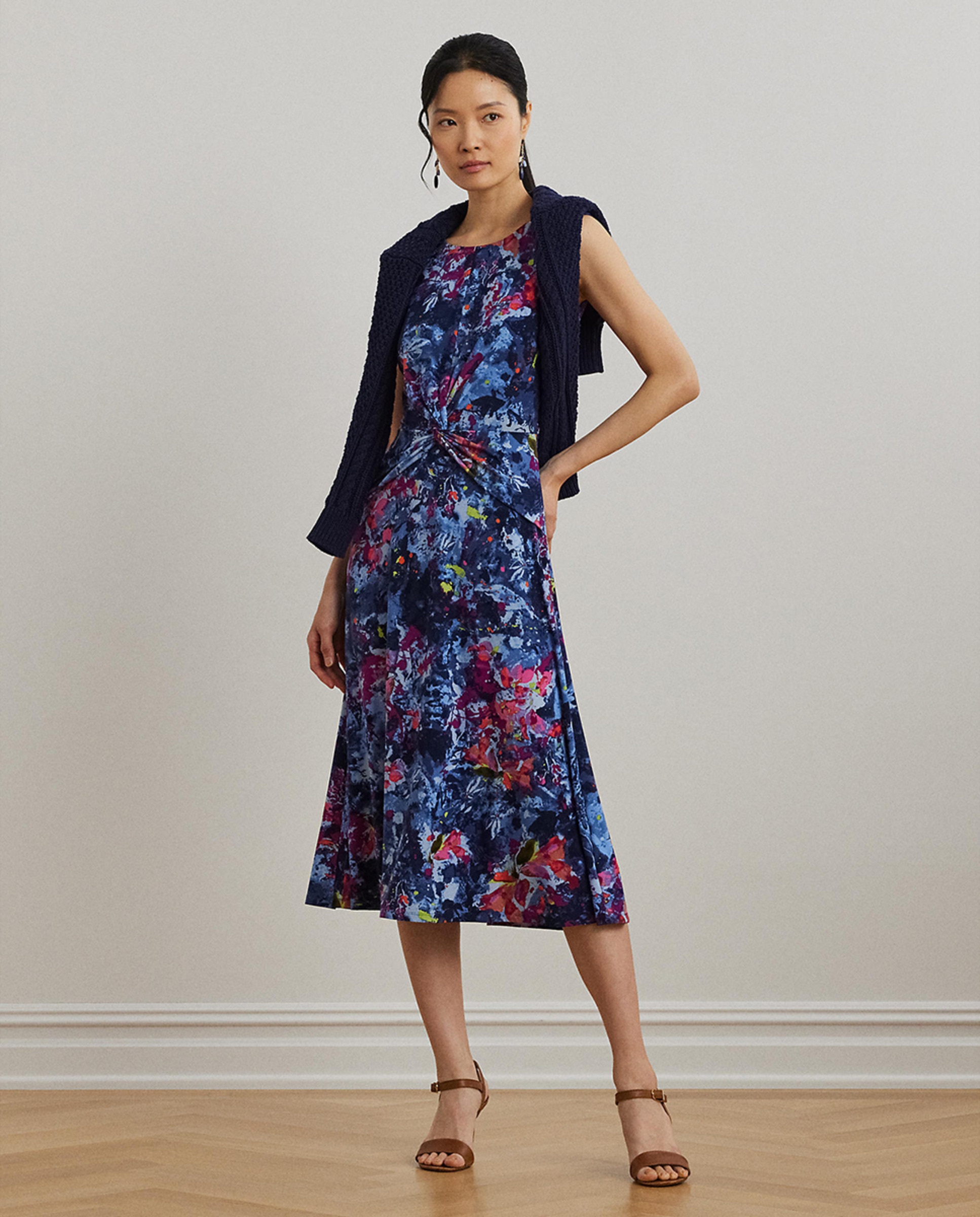 Vestido Midi com Detalhe Entrançado na Cintura Azul-índigo-1