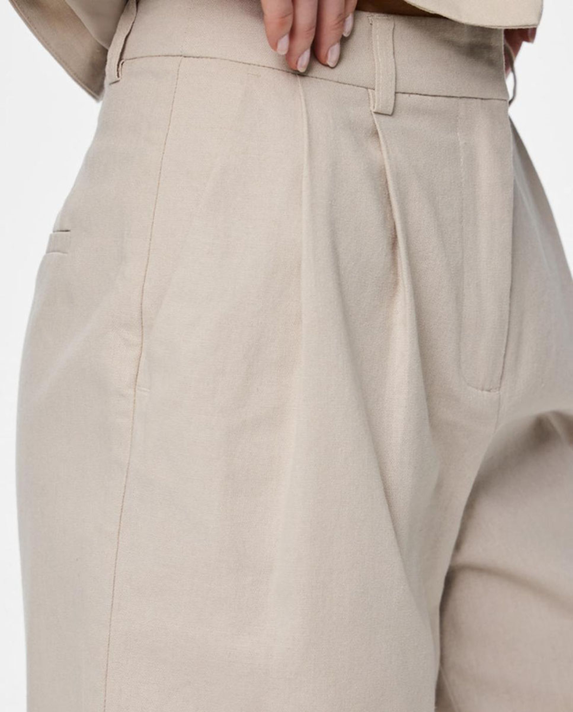 Bermudas de Linho Bege-4