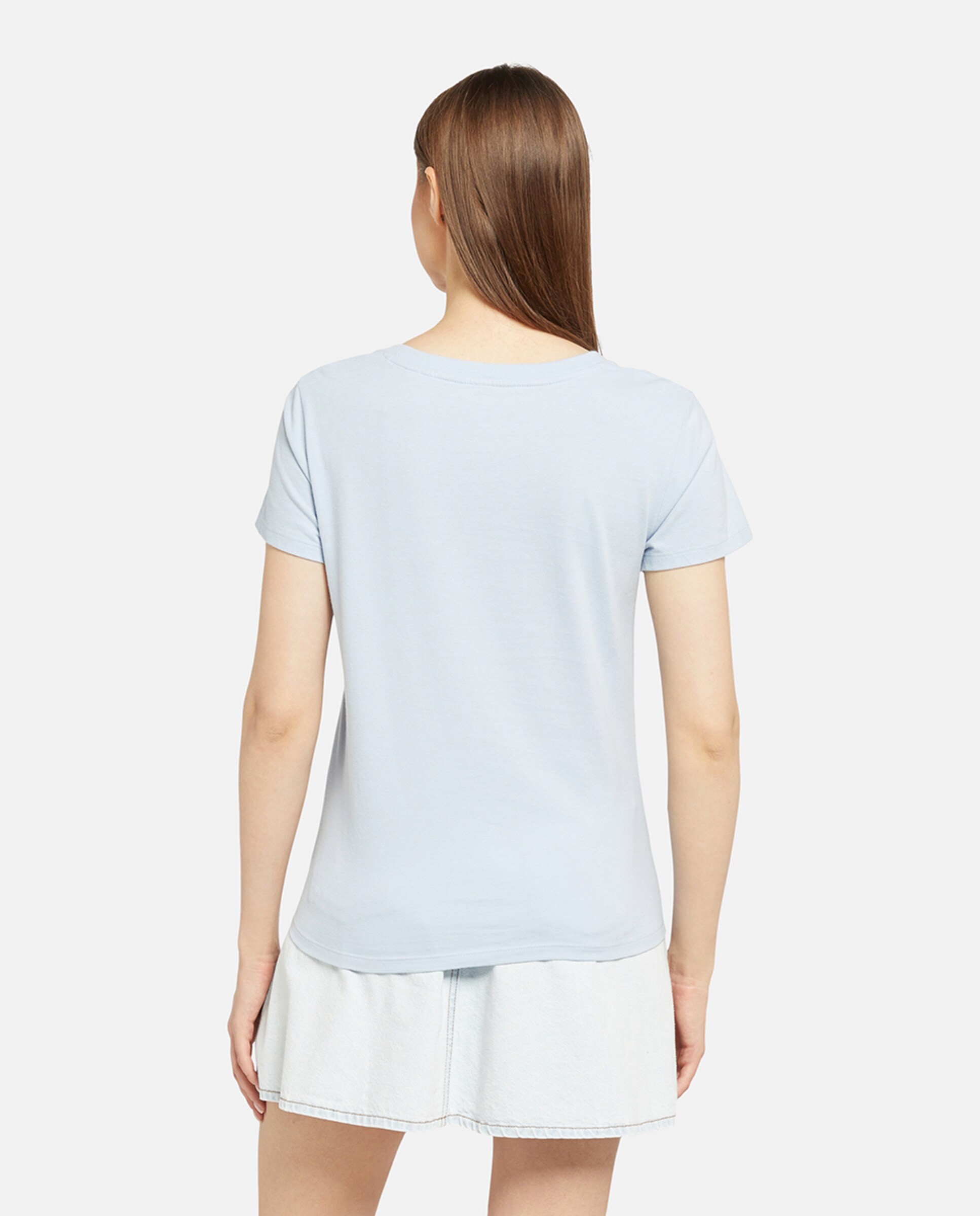 T-shirt de mulher com manga curta e decote em bico Azul-claro-2