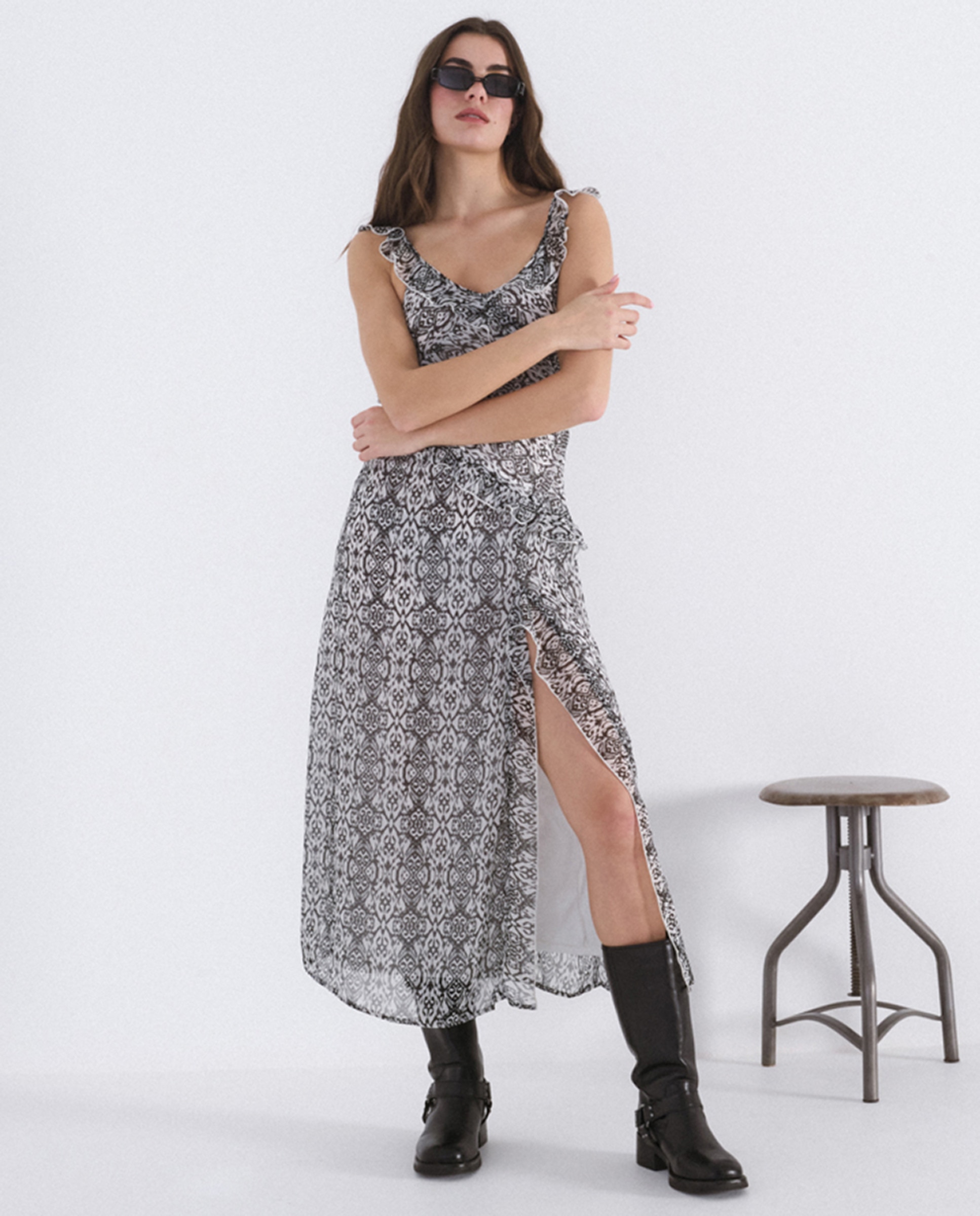 Vestido comprido de folhos Branco-1