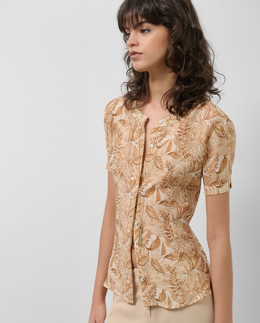 Imagem 0 de Blusa de Manga Curta em Chiffon Estampada