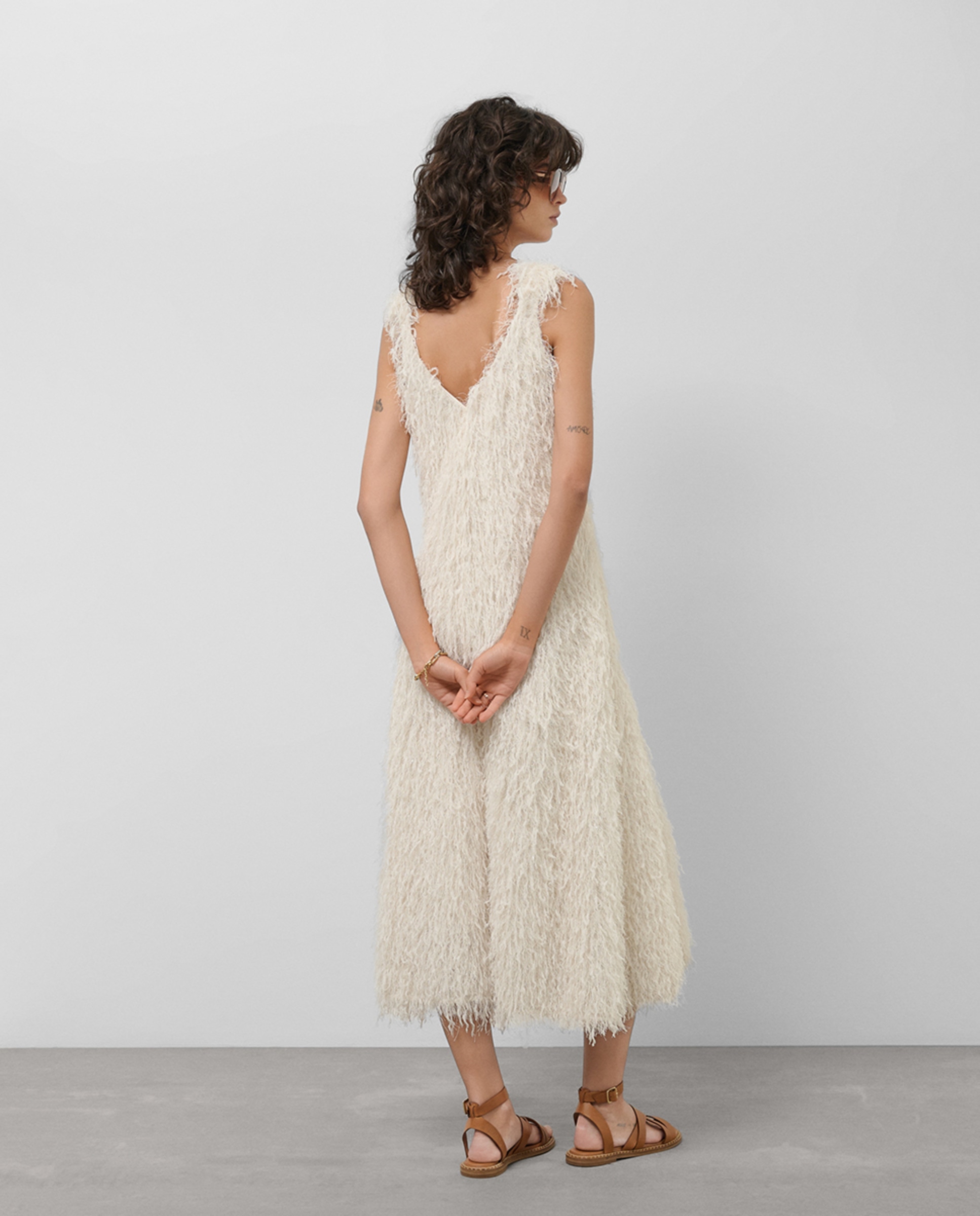 Vestido em Tecido de Fantasia com Manga Cava Cru-5
