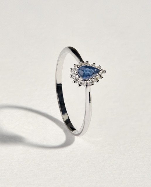 Imagen 0 de Anillo de oro con diamante y zafiro