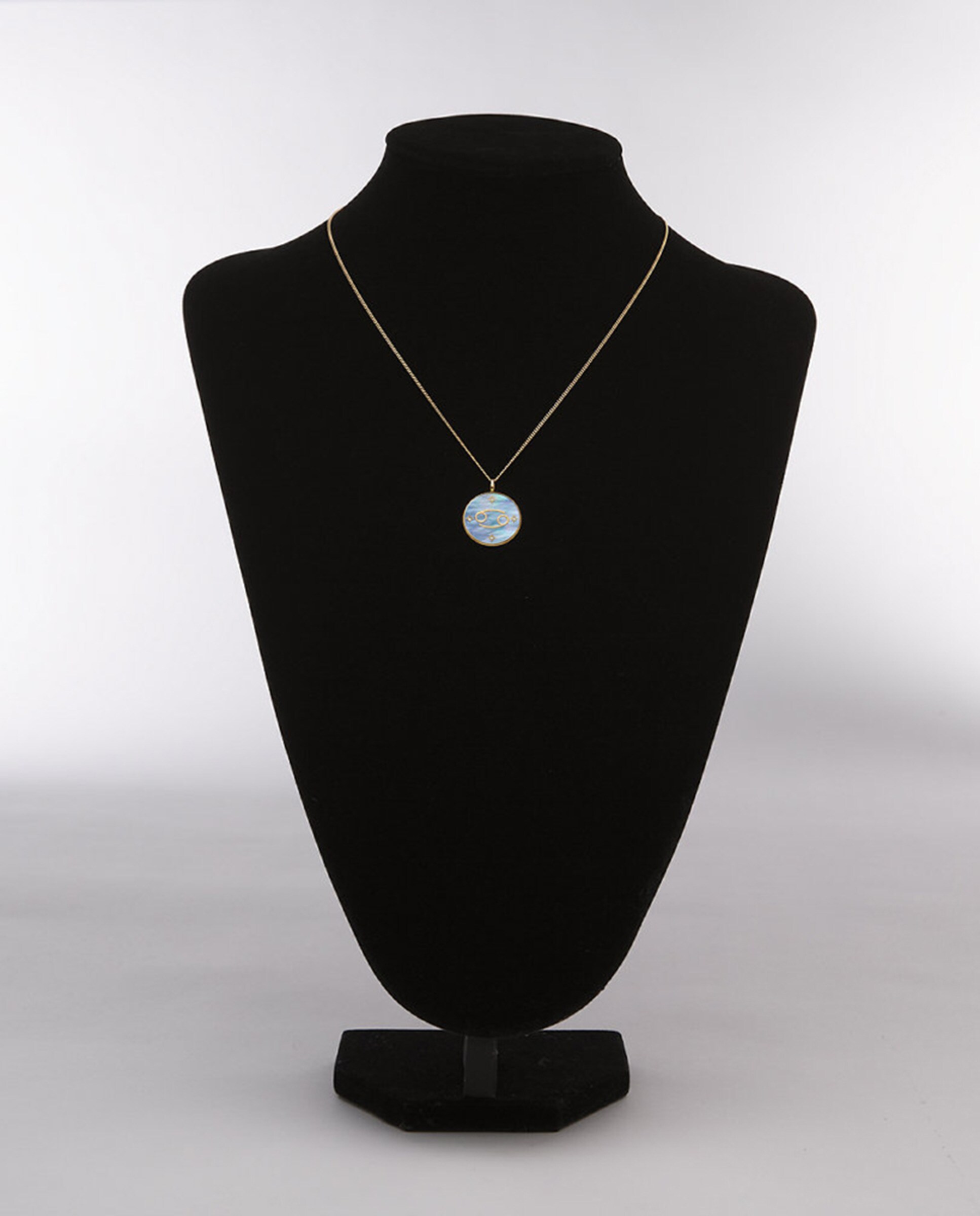 Collar de acero y nácar Oro-6