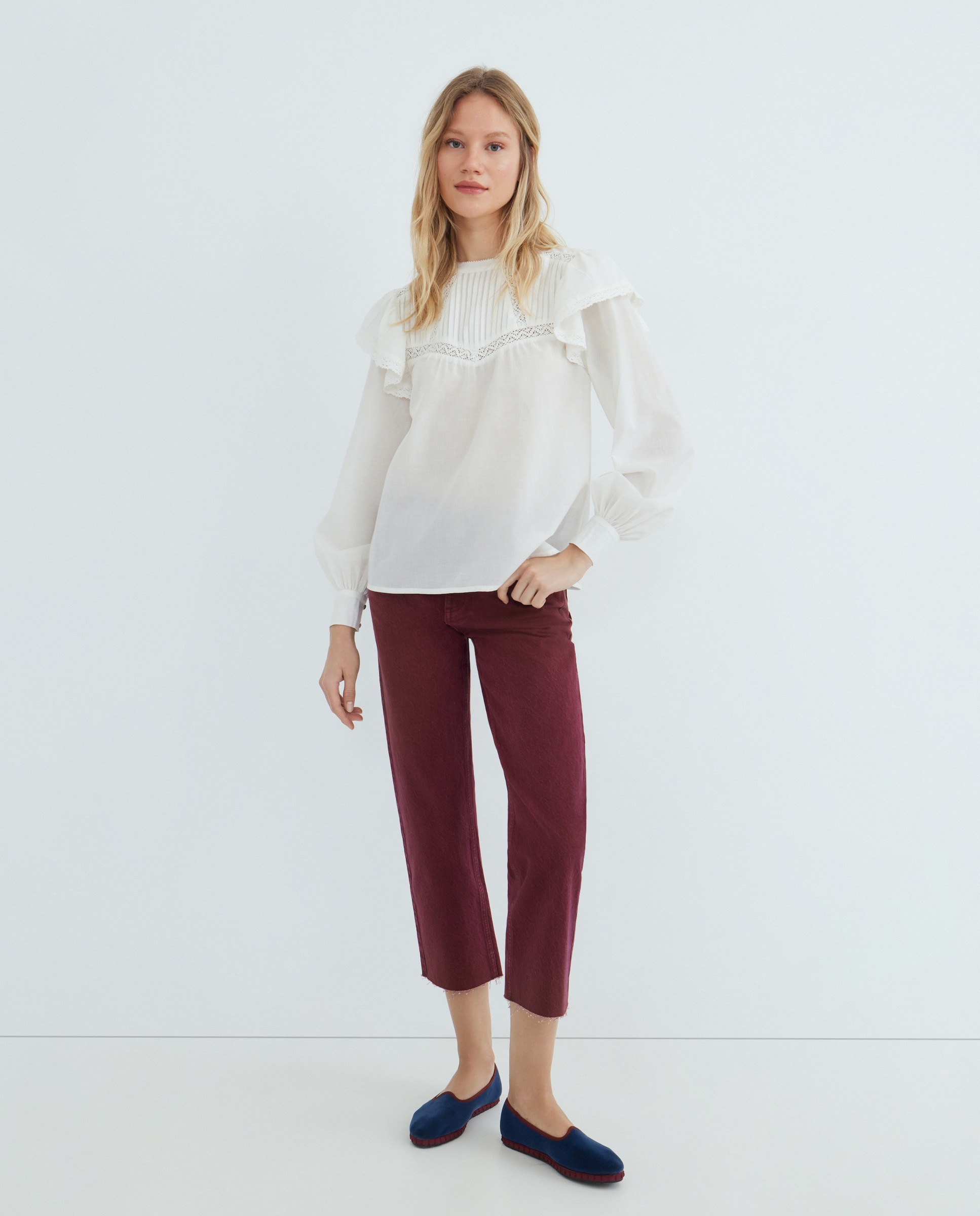 Blusa de mujer romántica con volantes Blanco roto-1