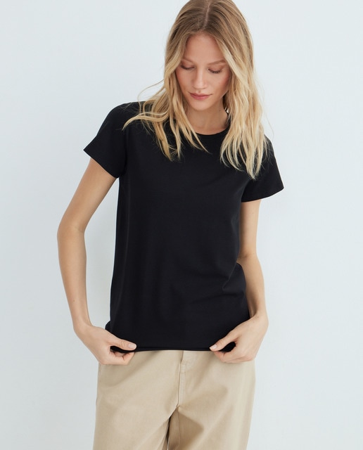 Imagen 0 de Camiseta mujer básica cuello redondo
