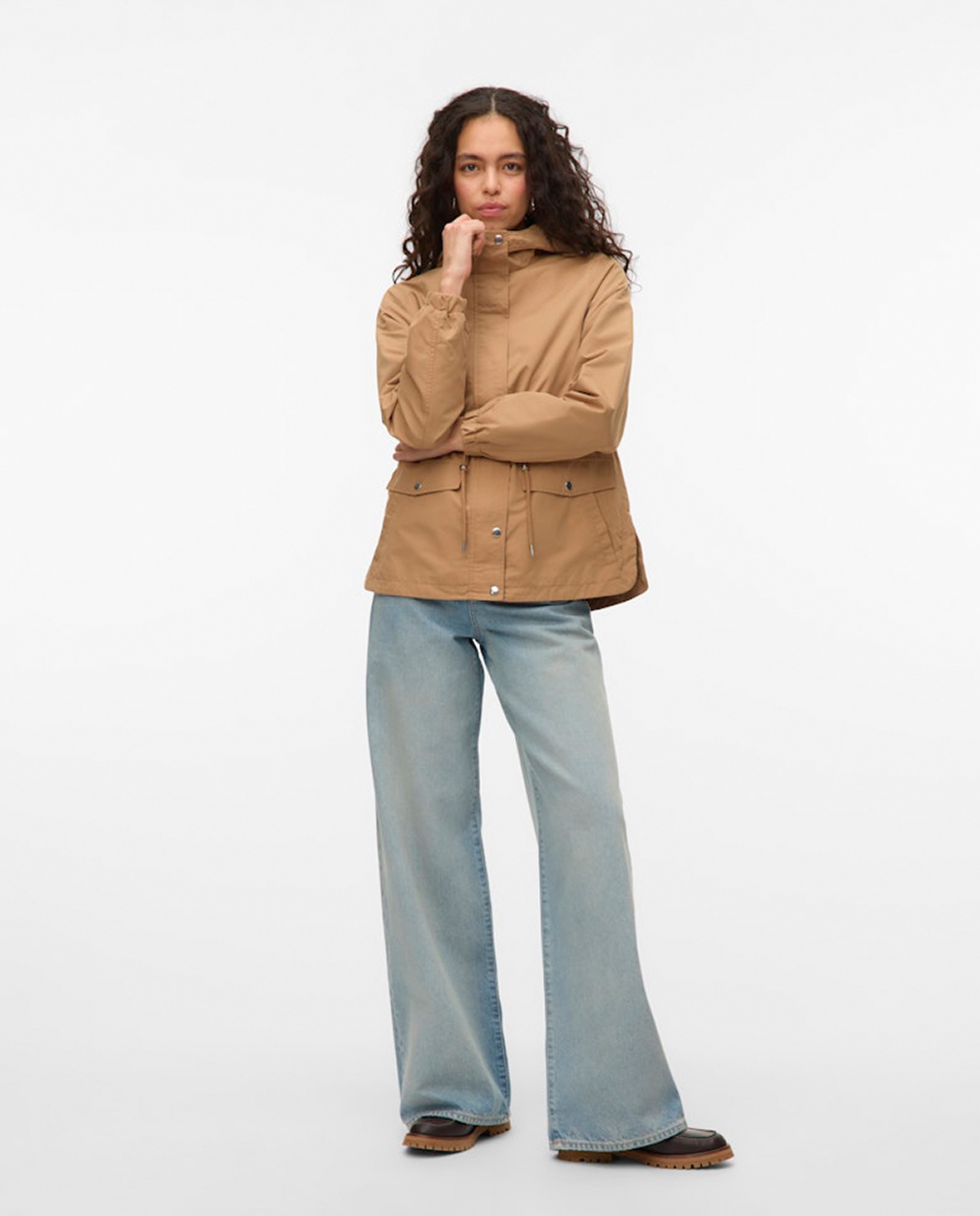 Parka curta de mulher com capuz Caramelo-7