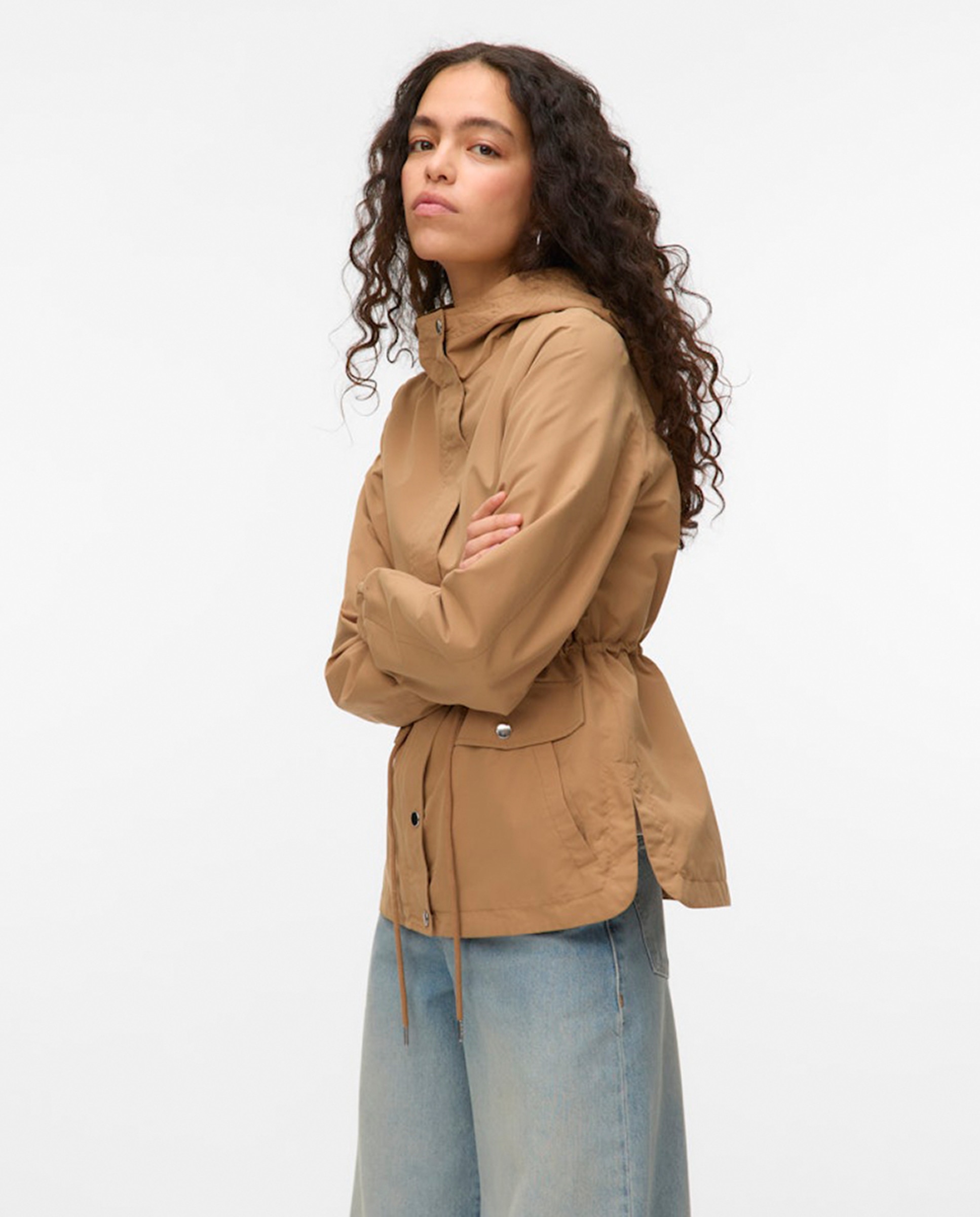 Parka curta de mulher com capuz Caramelo-3