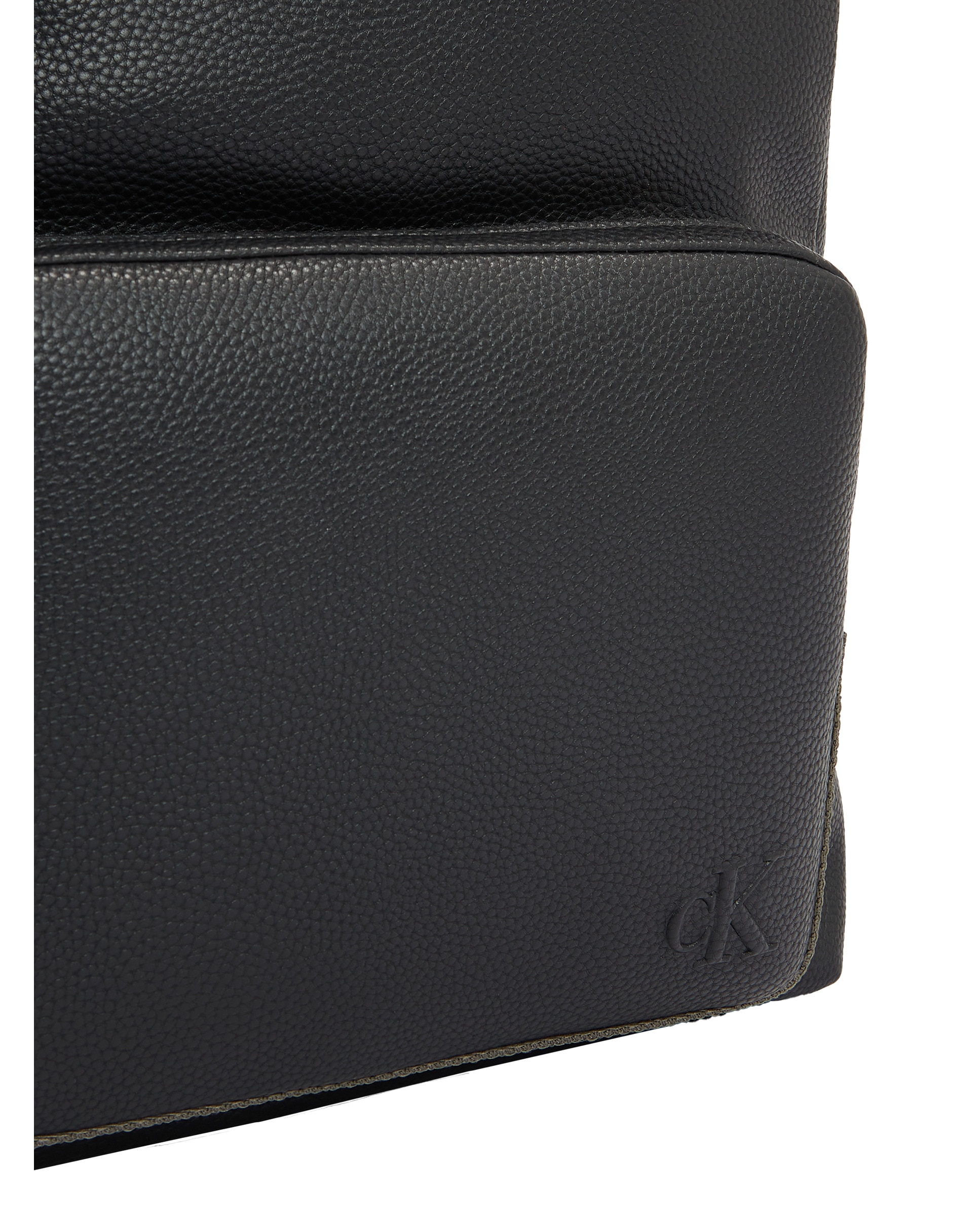 Mochila com Bolso à Frente Preto-5