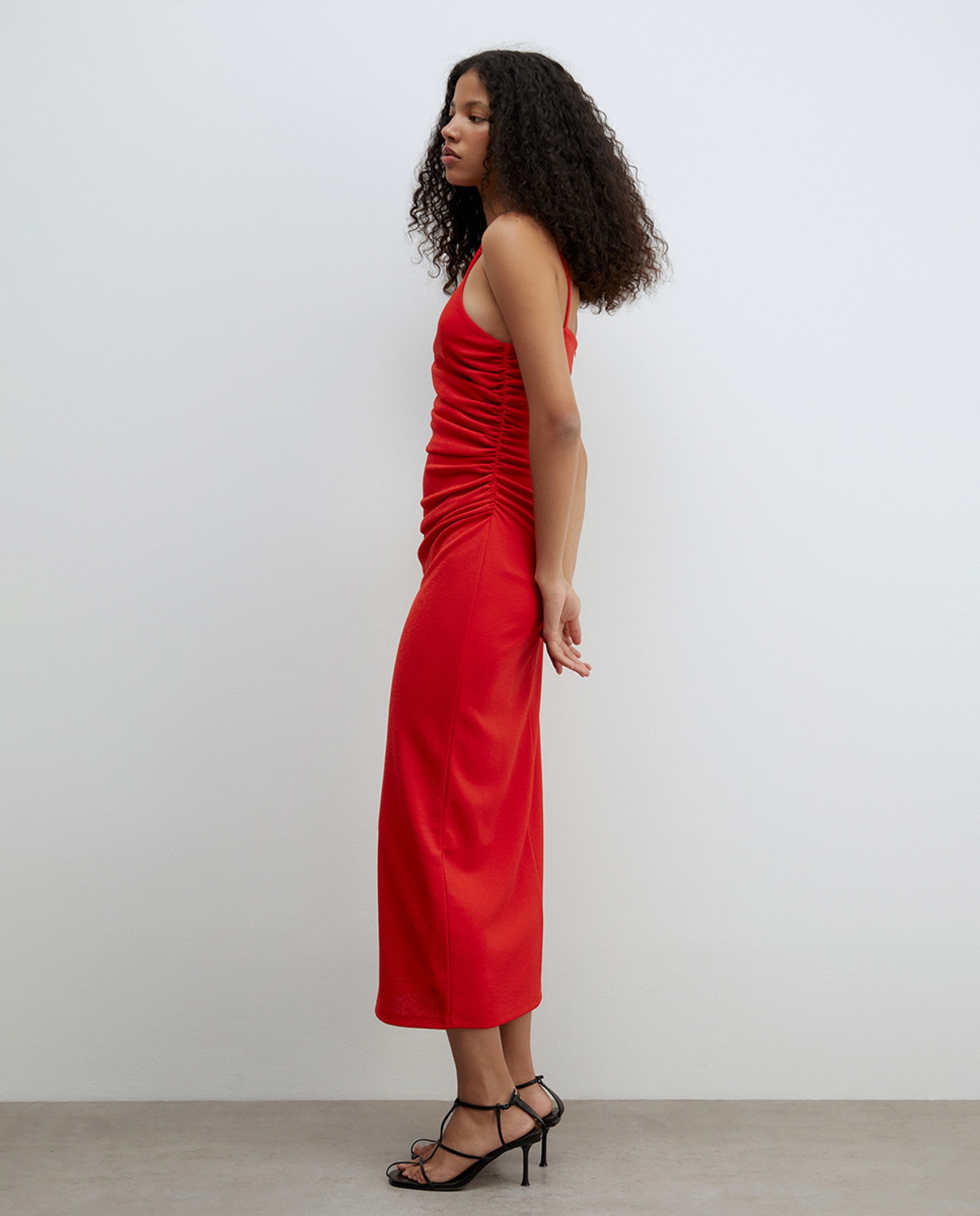 Vestido Midi Cintado Vermelho-5