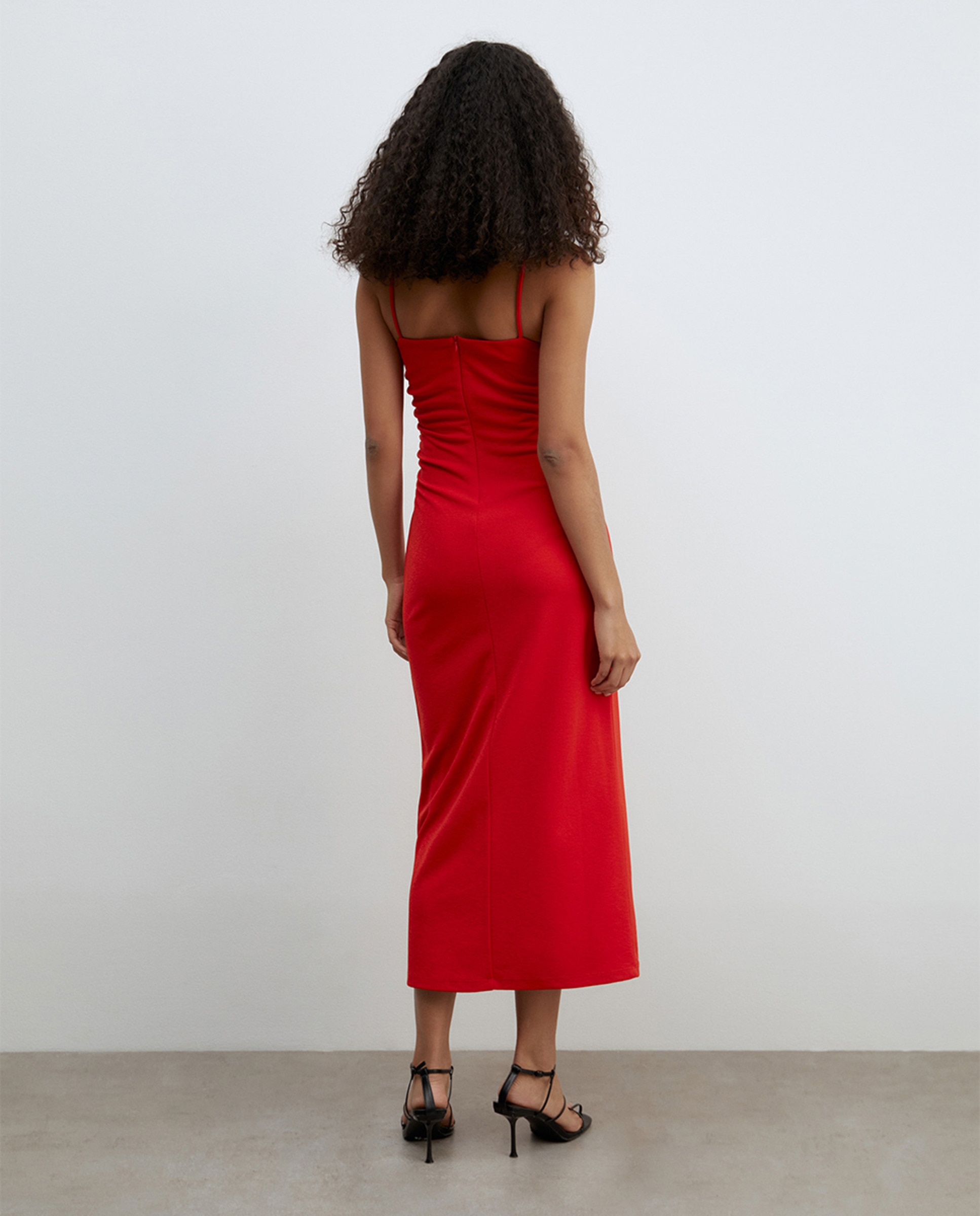 Vestido Midi Cintado Vermelho-3