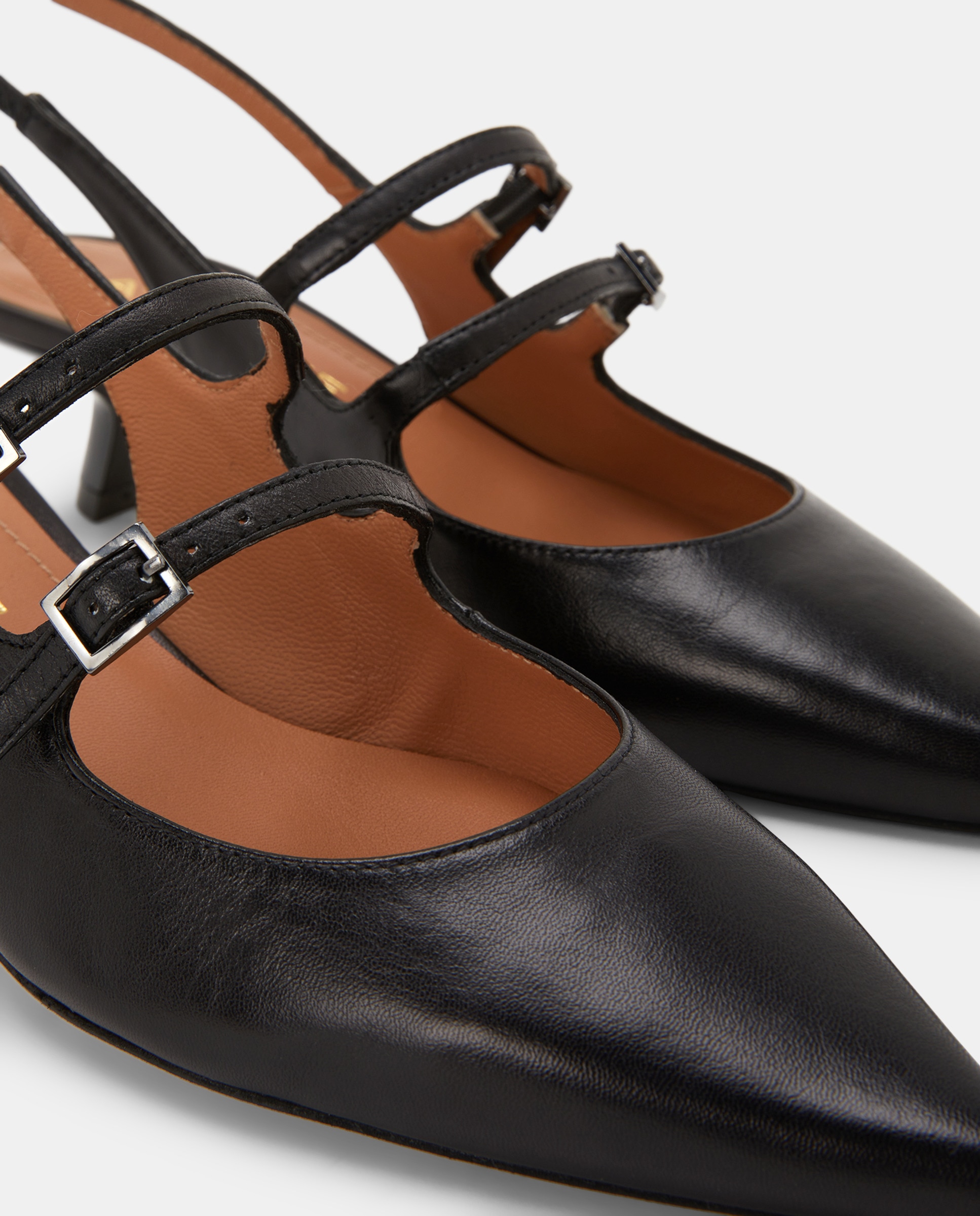 Sapatos com Salto e Pulseira Dupla Preto-5